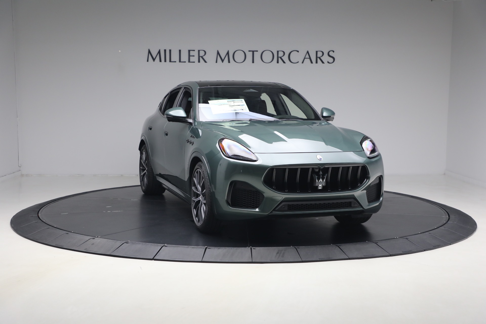 New-2026-Maserati-Grecale-Modena-V6