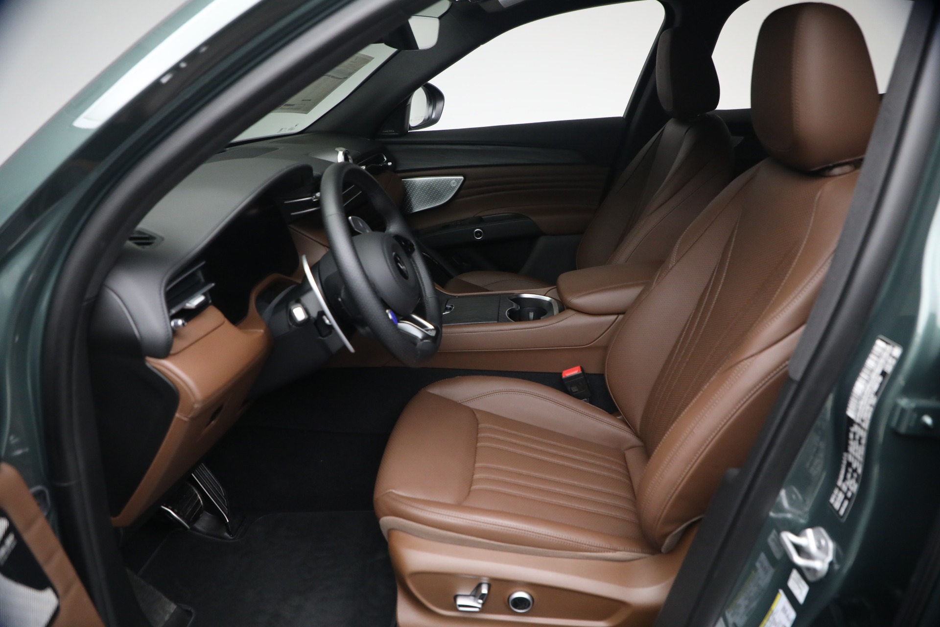 New-2026-Maserati-Grecale-Modena-V6