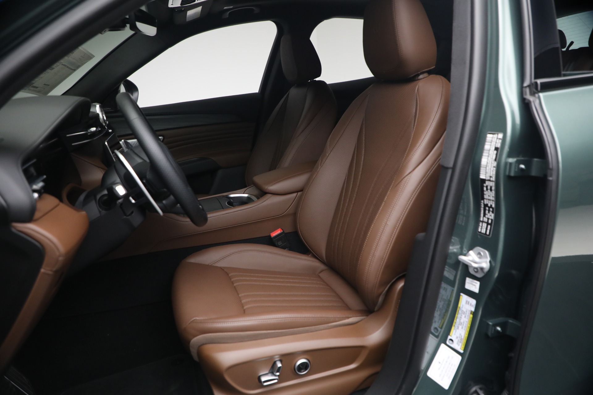 New-2026-Maserati-Grecale-Modena-V6