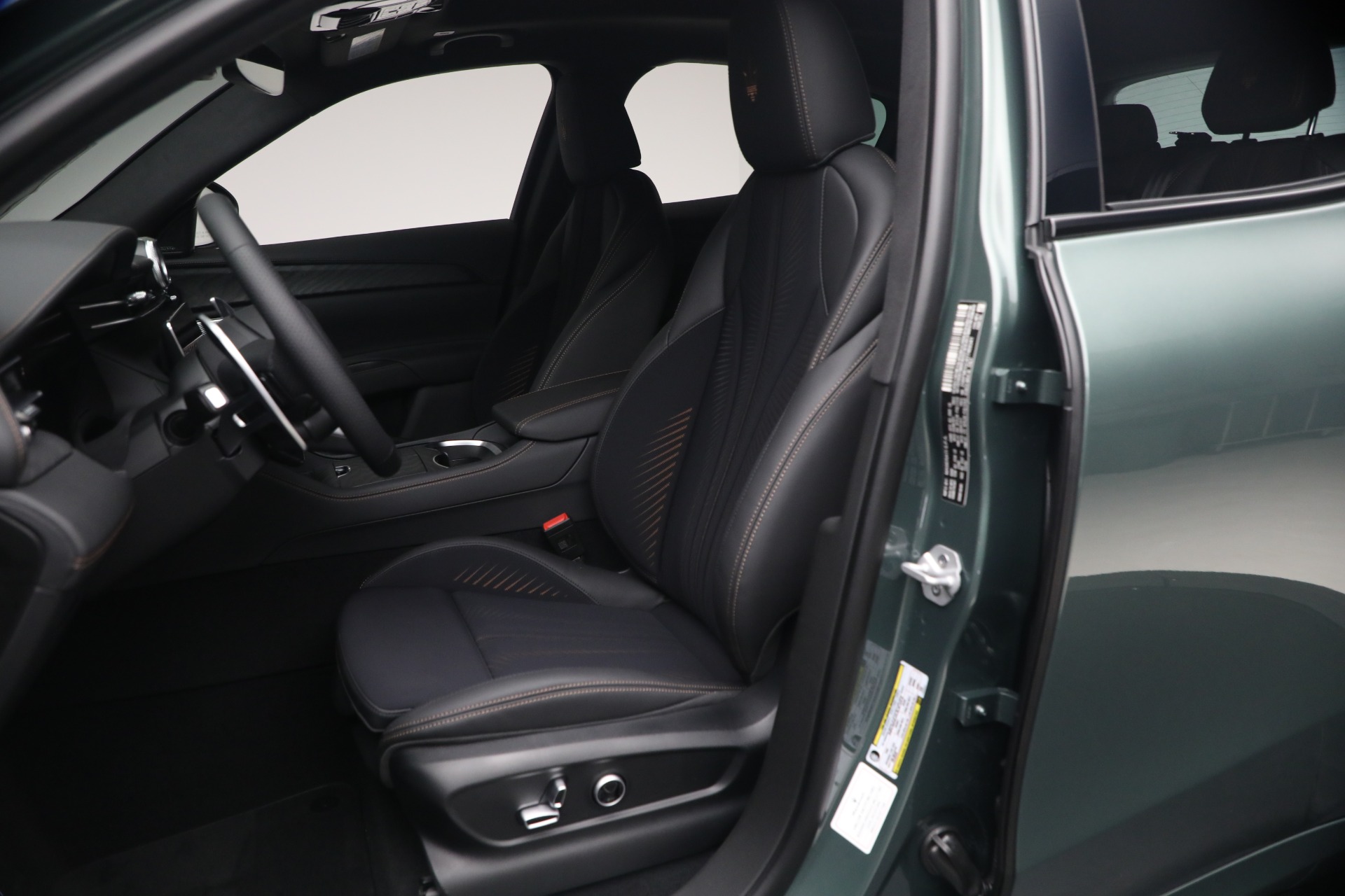 New-2026-Maserati-Grecale-Modena-V6