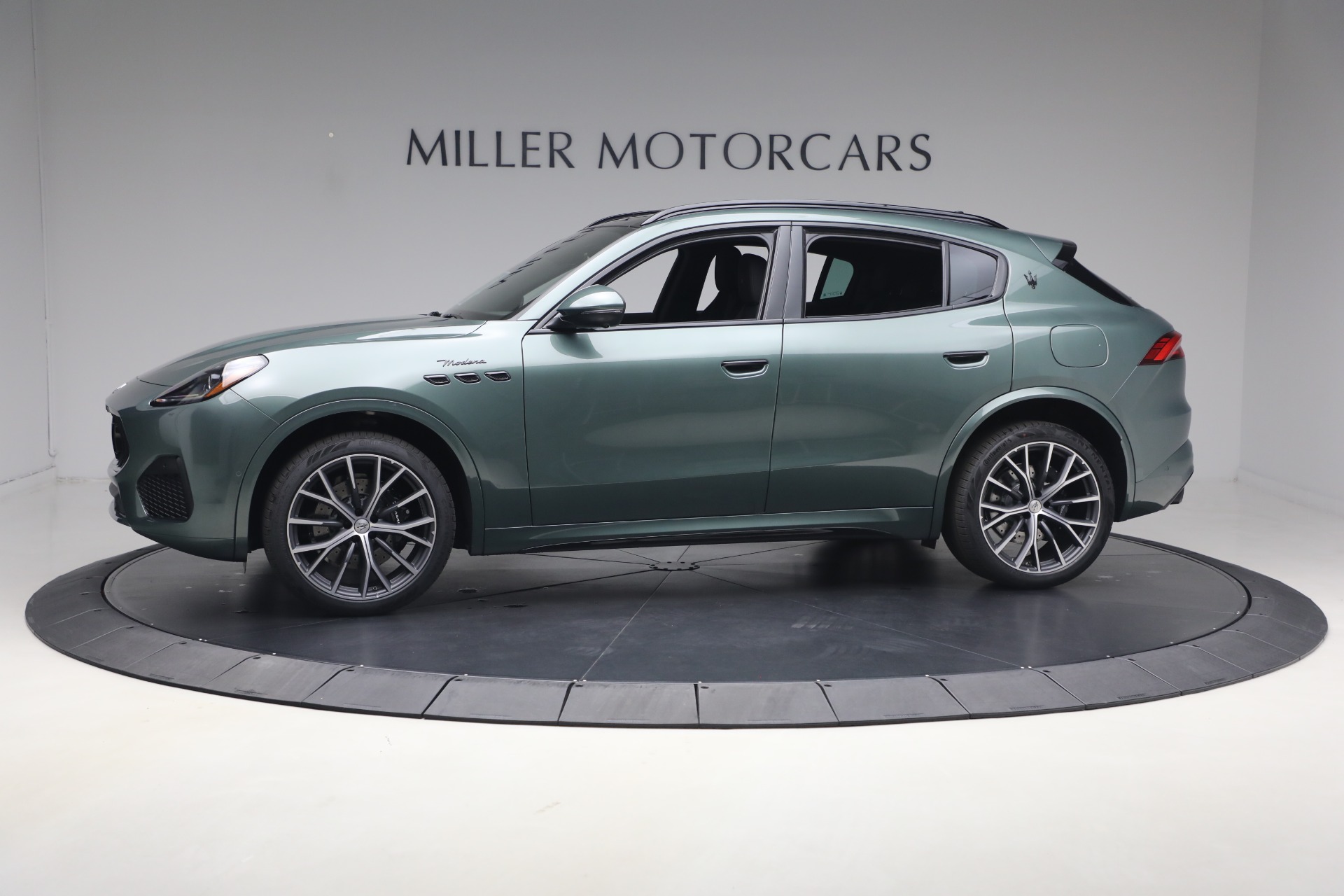 New-2026-Maserati-Grecale-Modena-V6