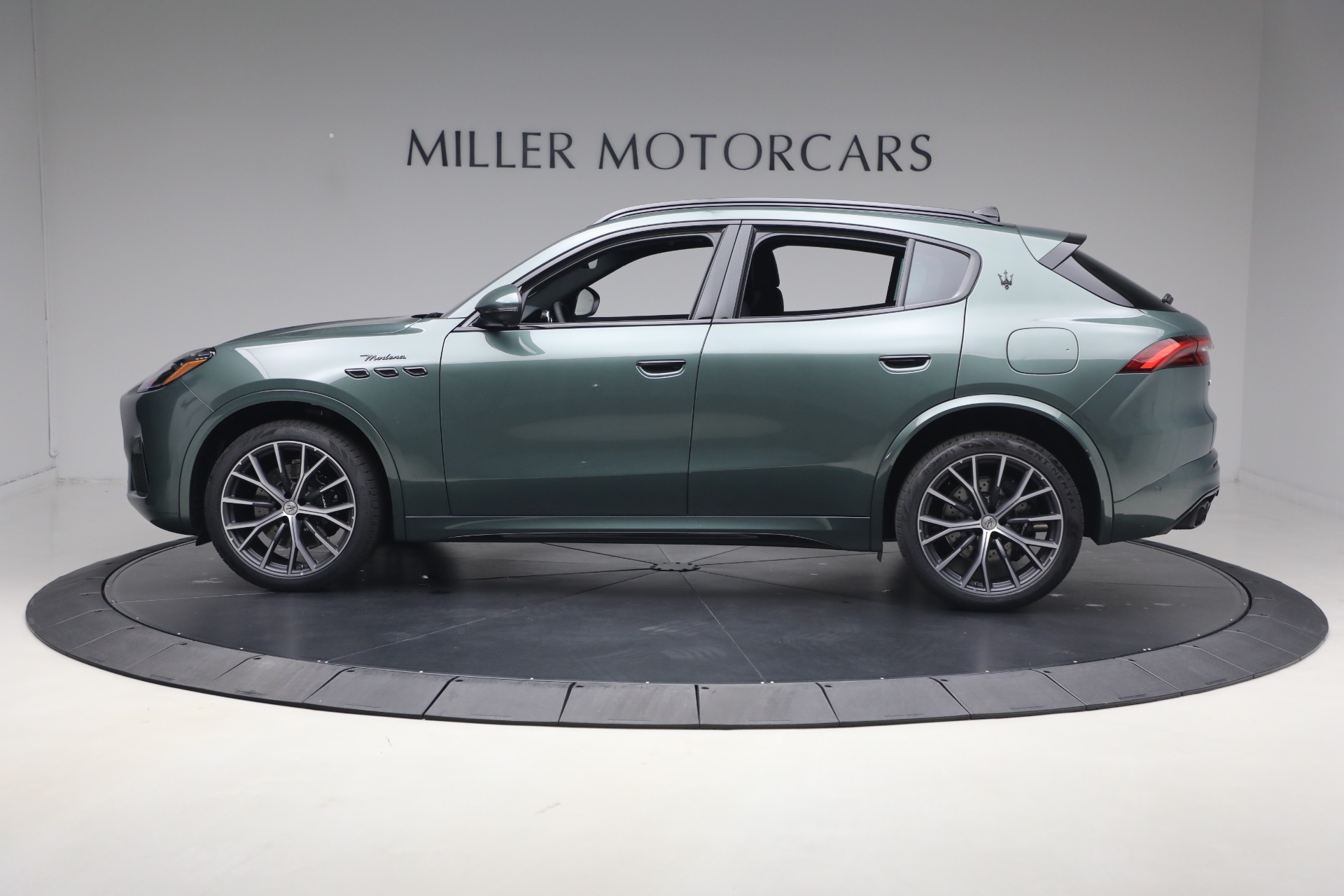 New-2026-Maserati-Grecale-Modena-V6