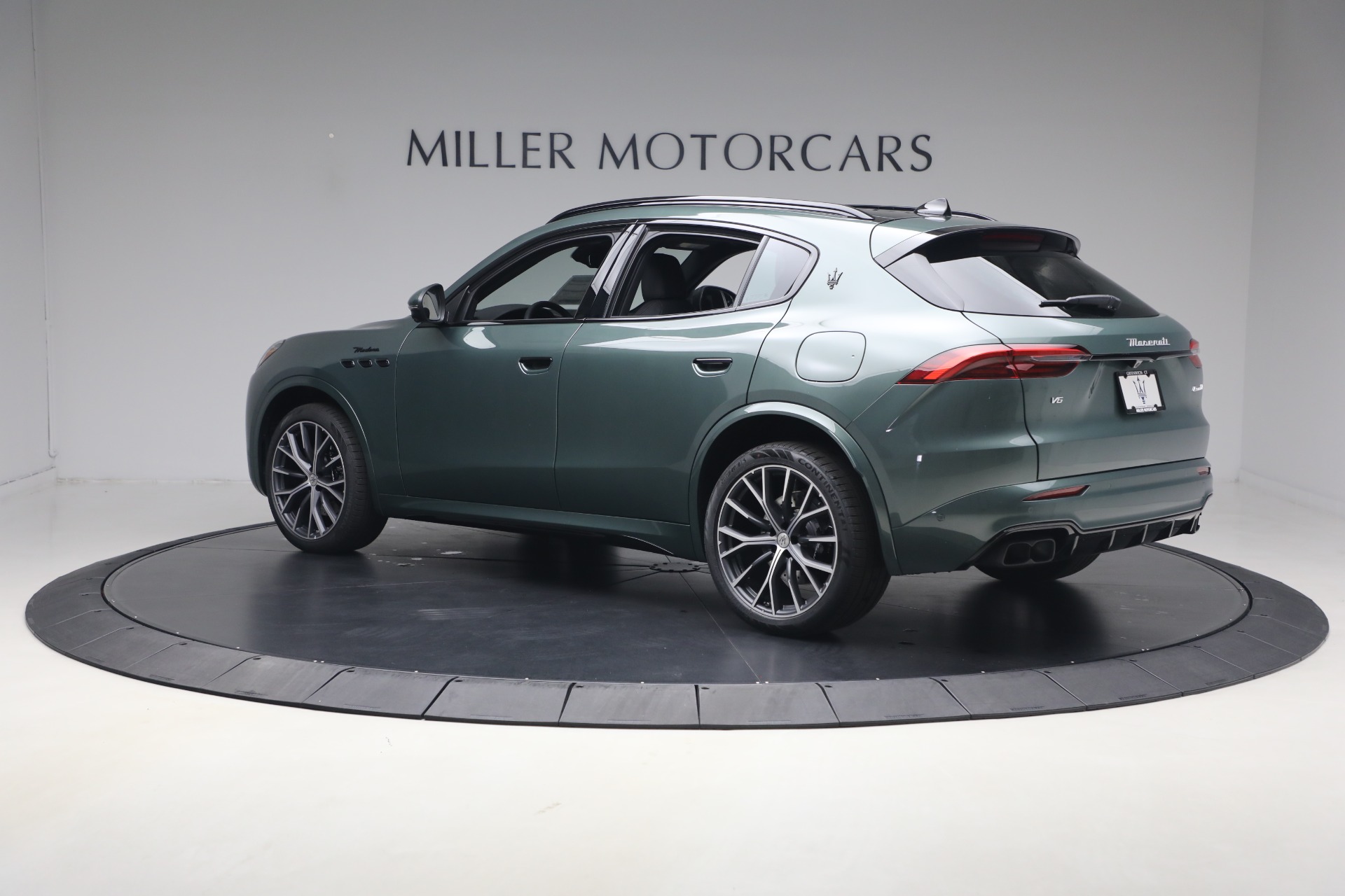 New-2026-Maserati-Grecale-Modena-V6