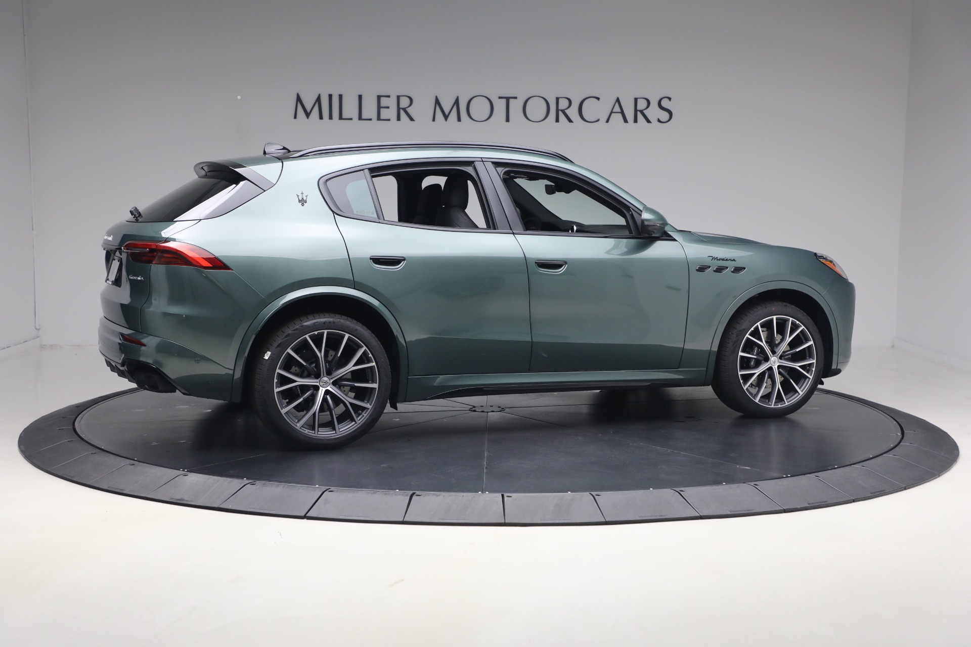 New-2026-Maserati-Grecale-Modena-V6