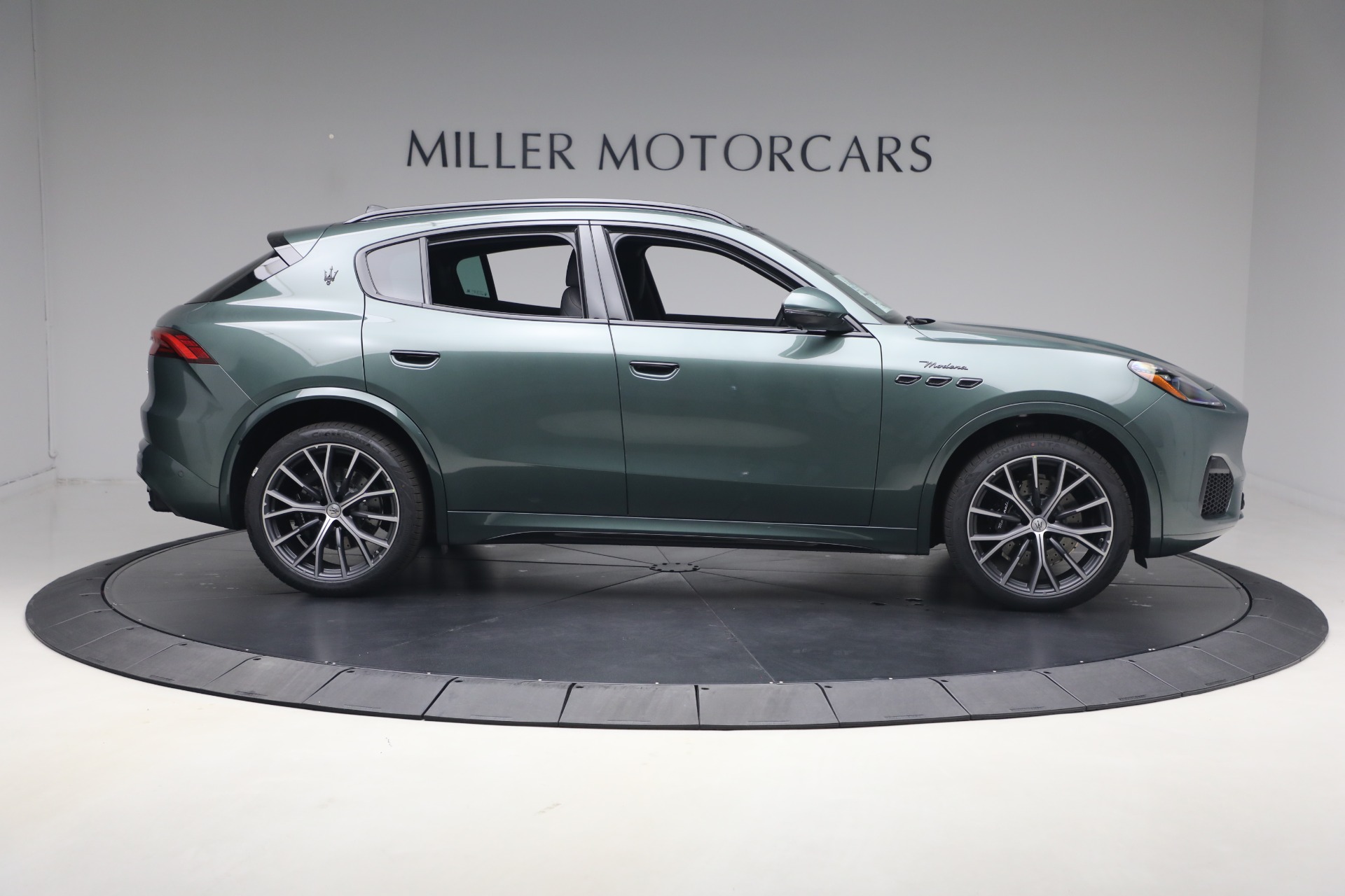 New-2026-Maserati-Grecale-Modena-V6