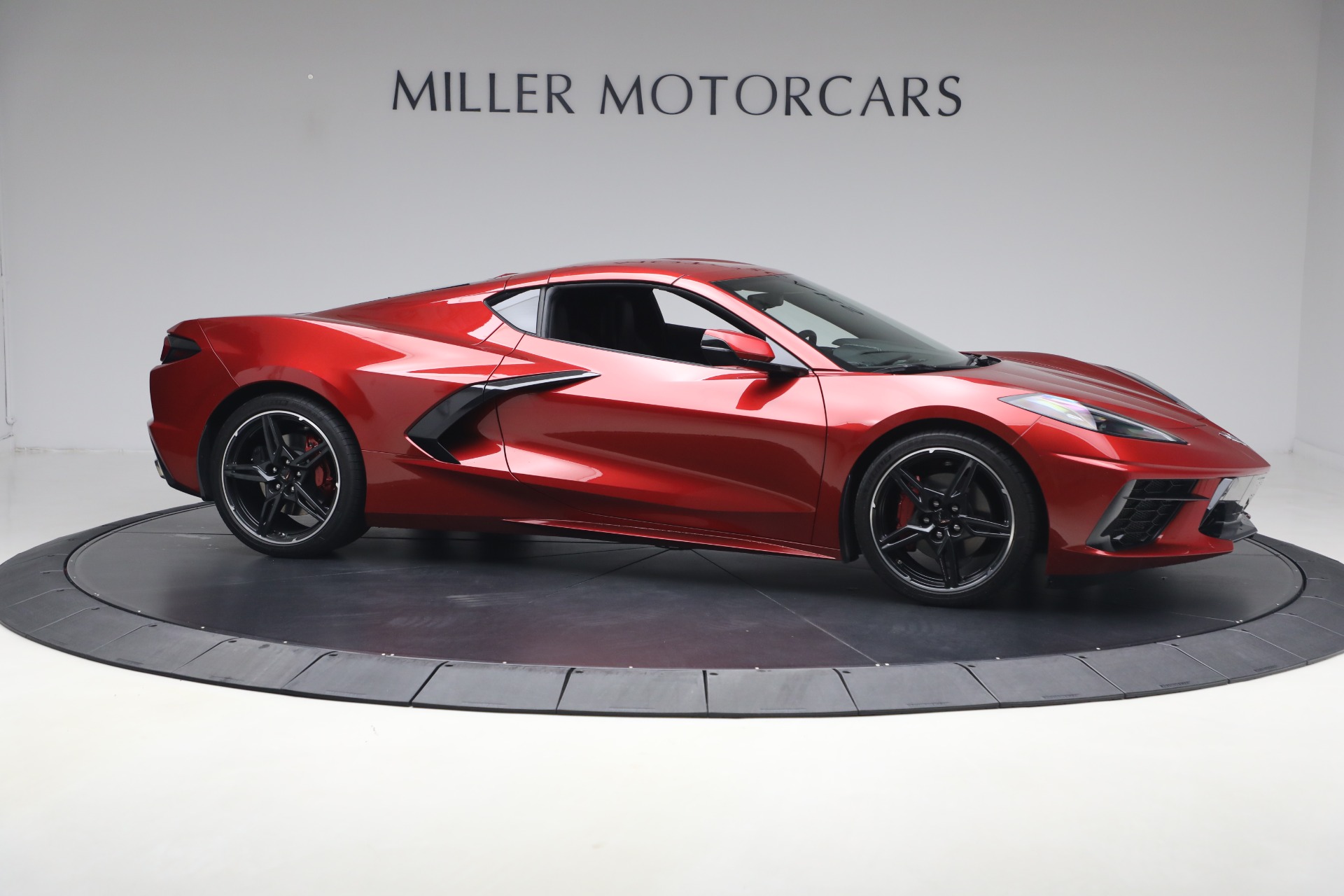 Used-2021-Chevrolet-Corvette-Stingray