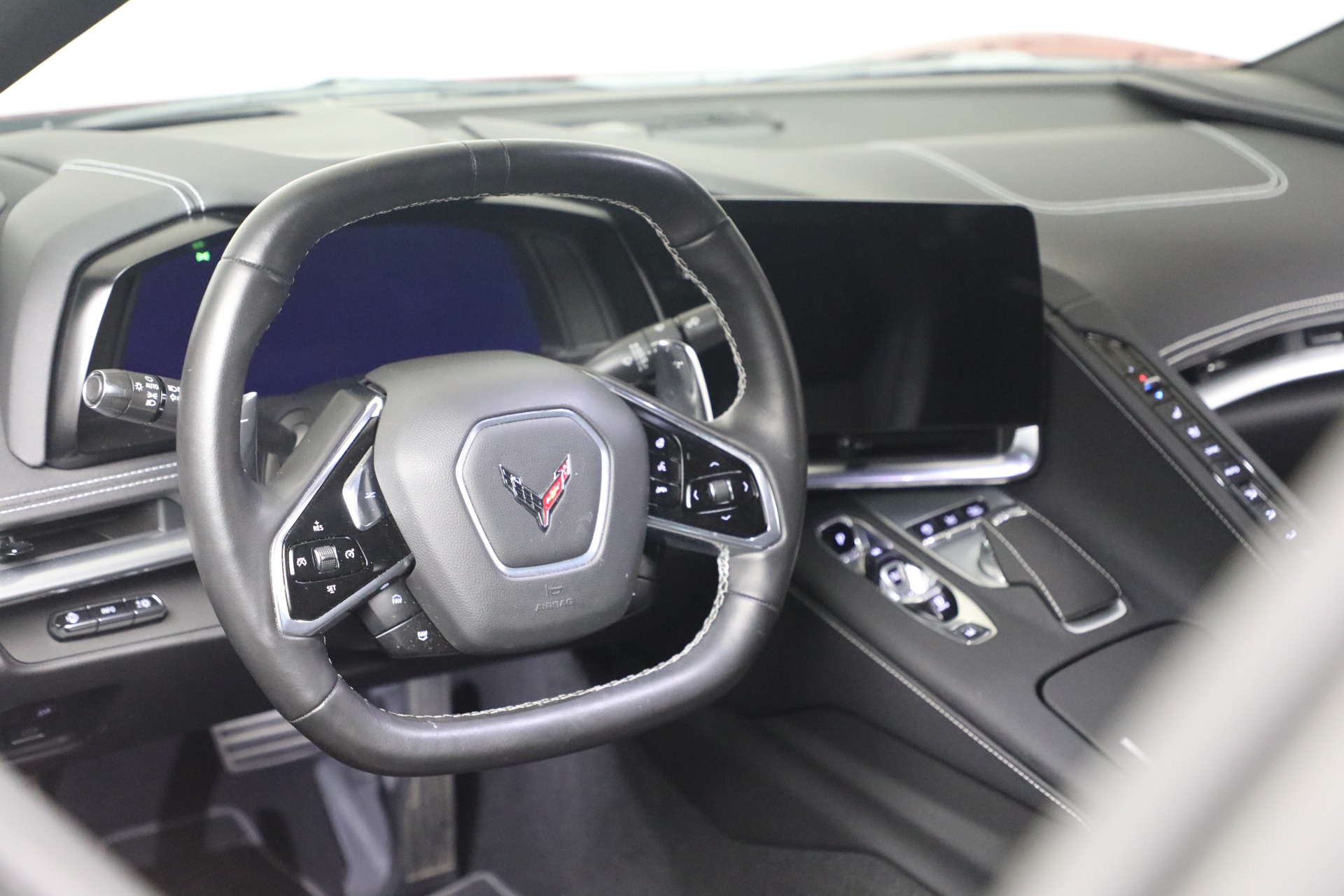 Used-2021-Chevrolet-Corvette-Stingray