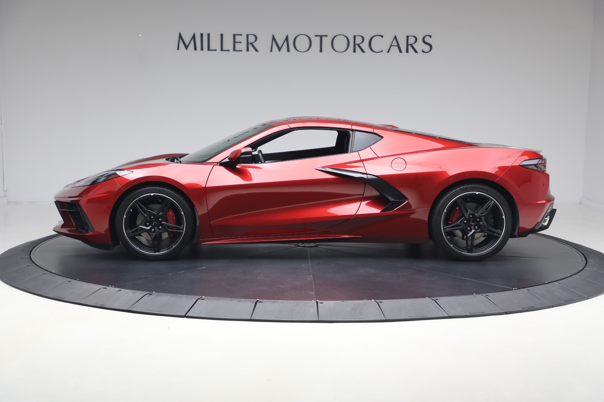 Used-2021-Chevrolet-Corvette-Stingray