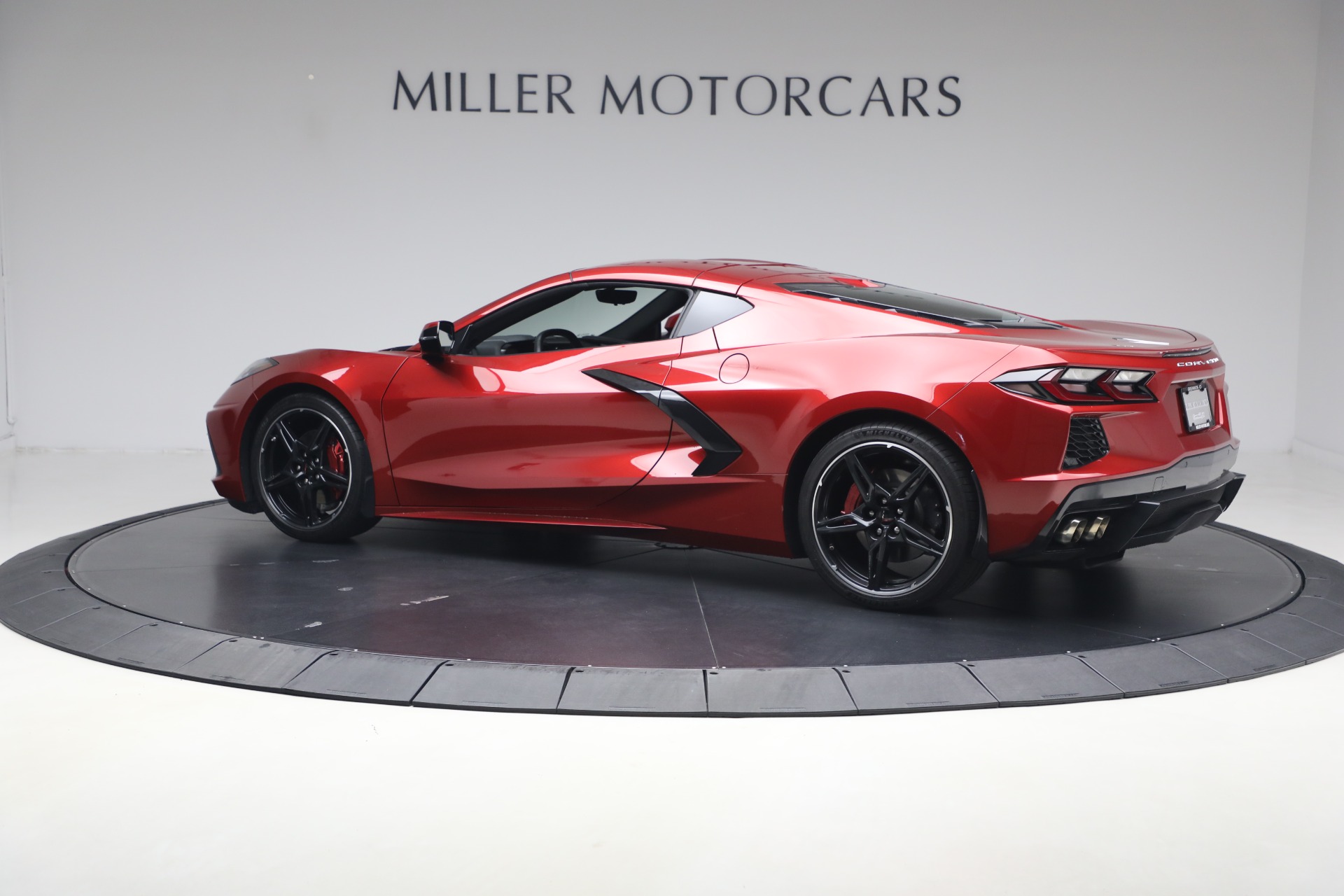 Used-2021-Chevrolet-Corvette-Stingray