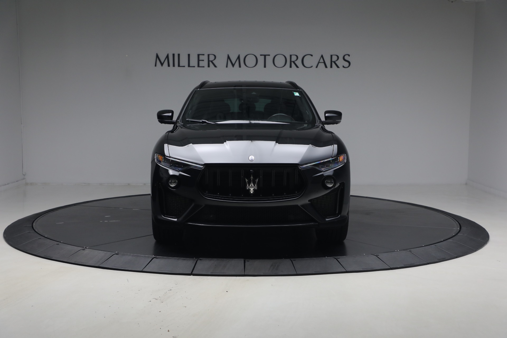Used-2023-Maserati-Levante-Modena-S