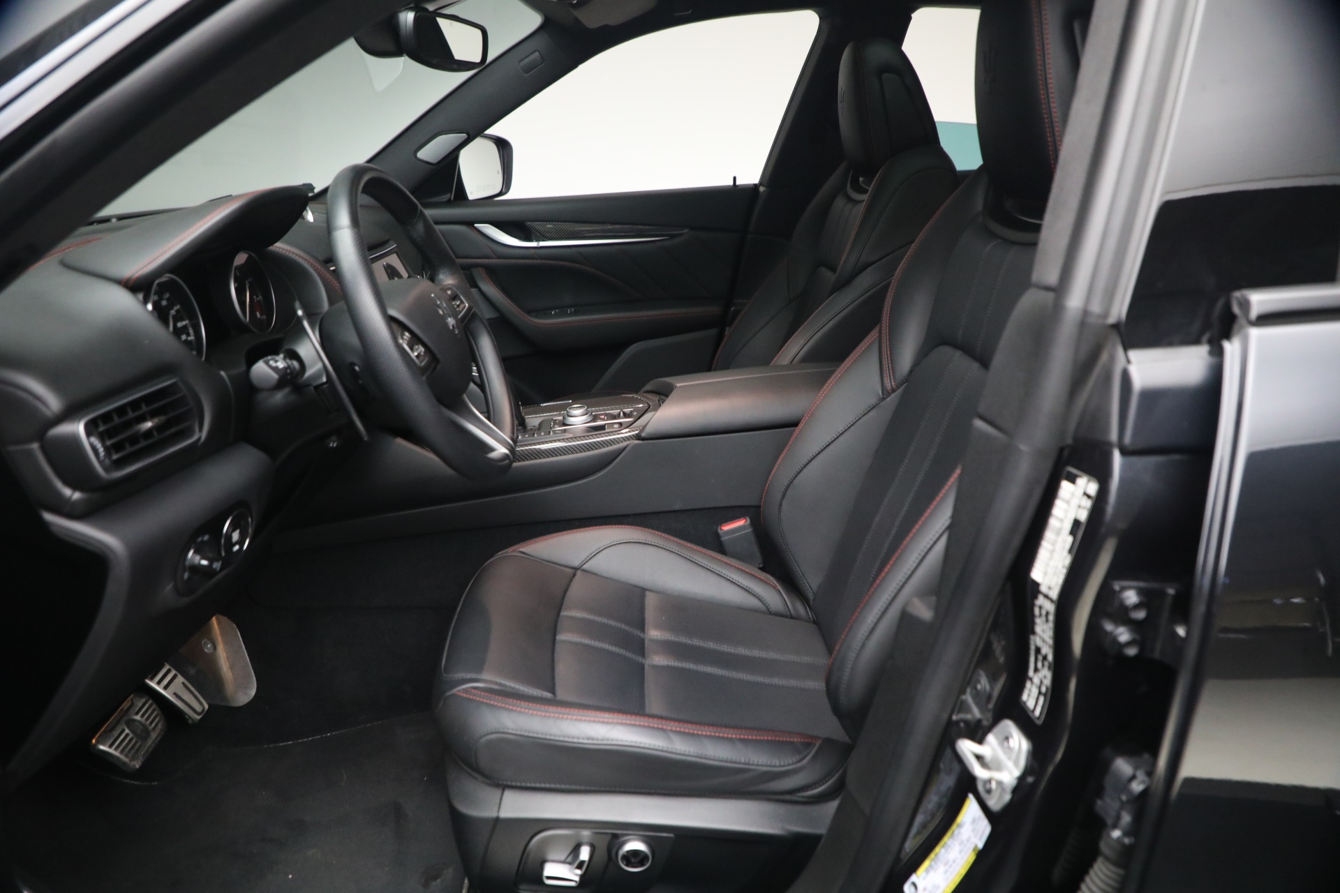 Used-2023-Maserati-Levante-Modena-S