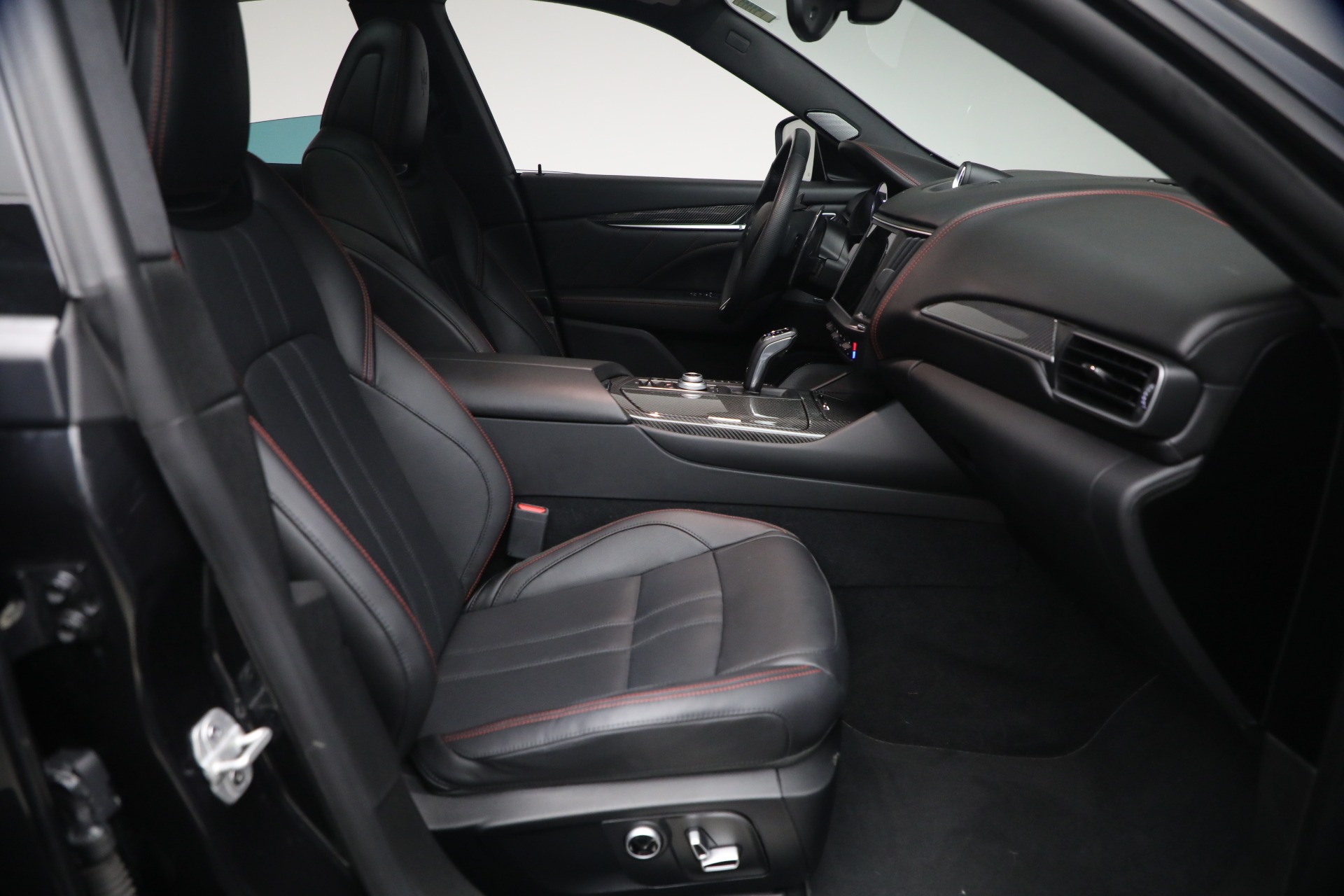 Used-2023-Maserati-Levante-Modena-S