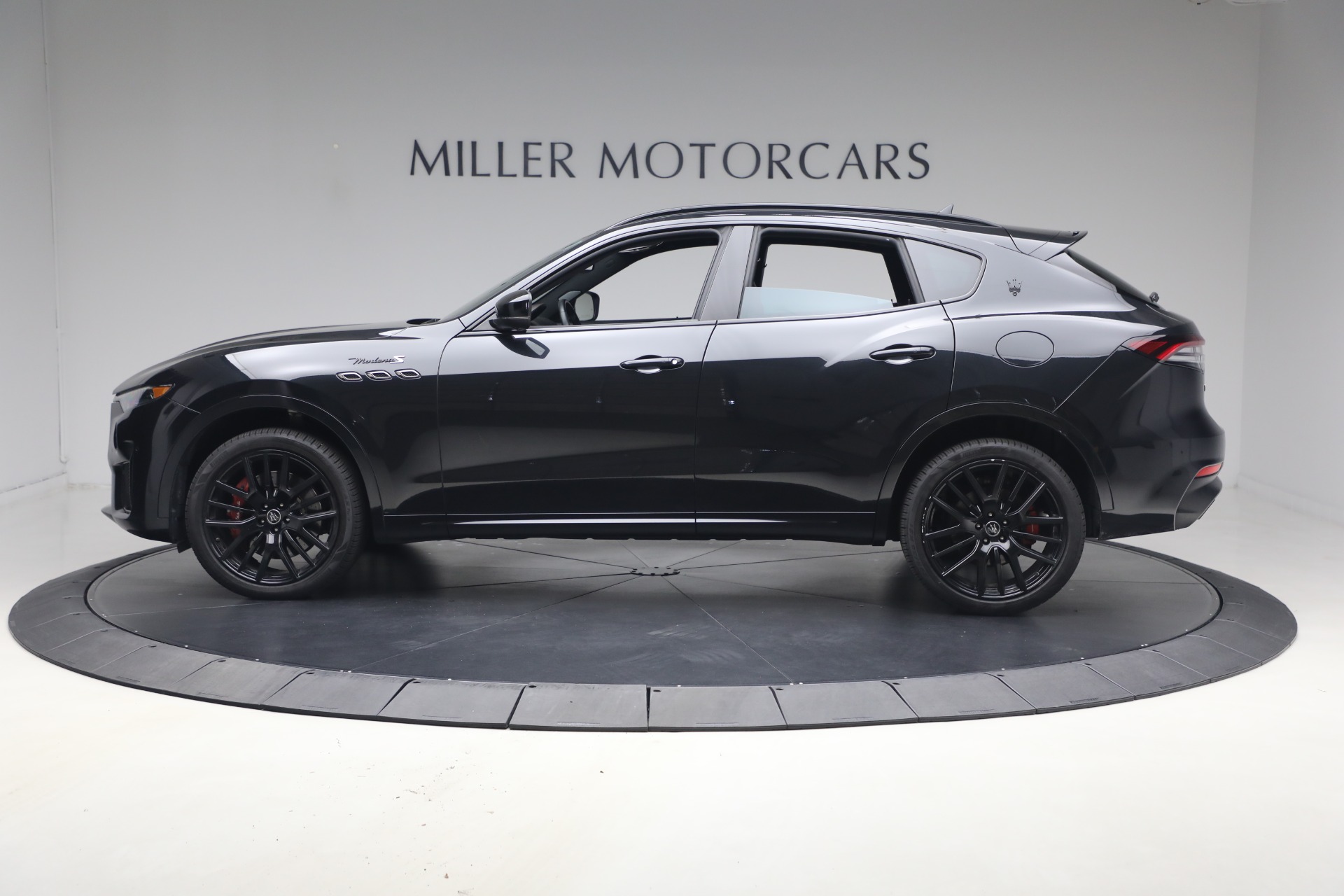 Used-2023-Maserati-Levante-Modena-S