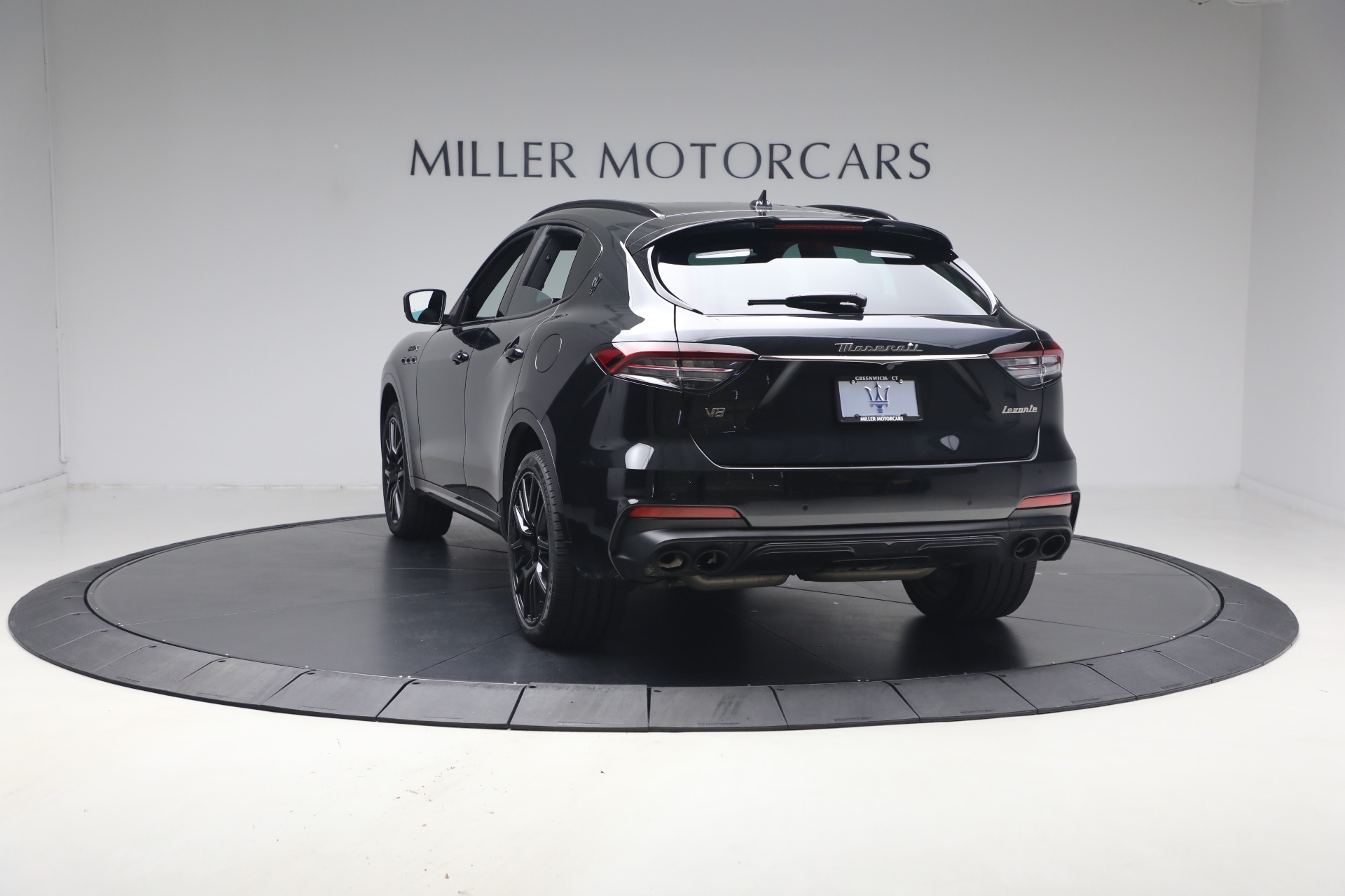 Used-2023-Maserati-Levante-Modena-S