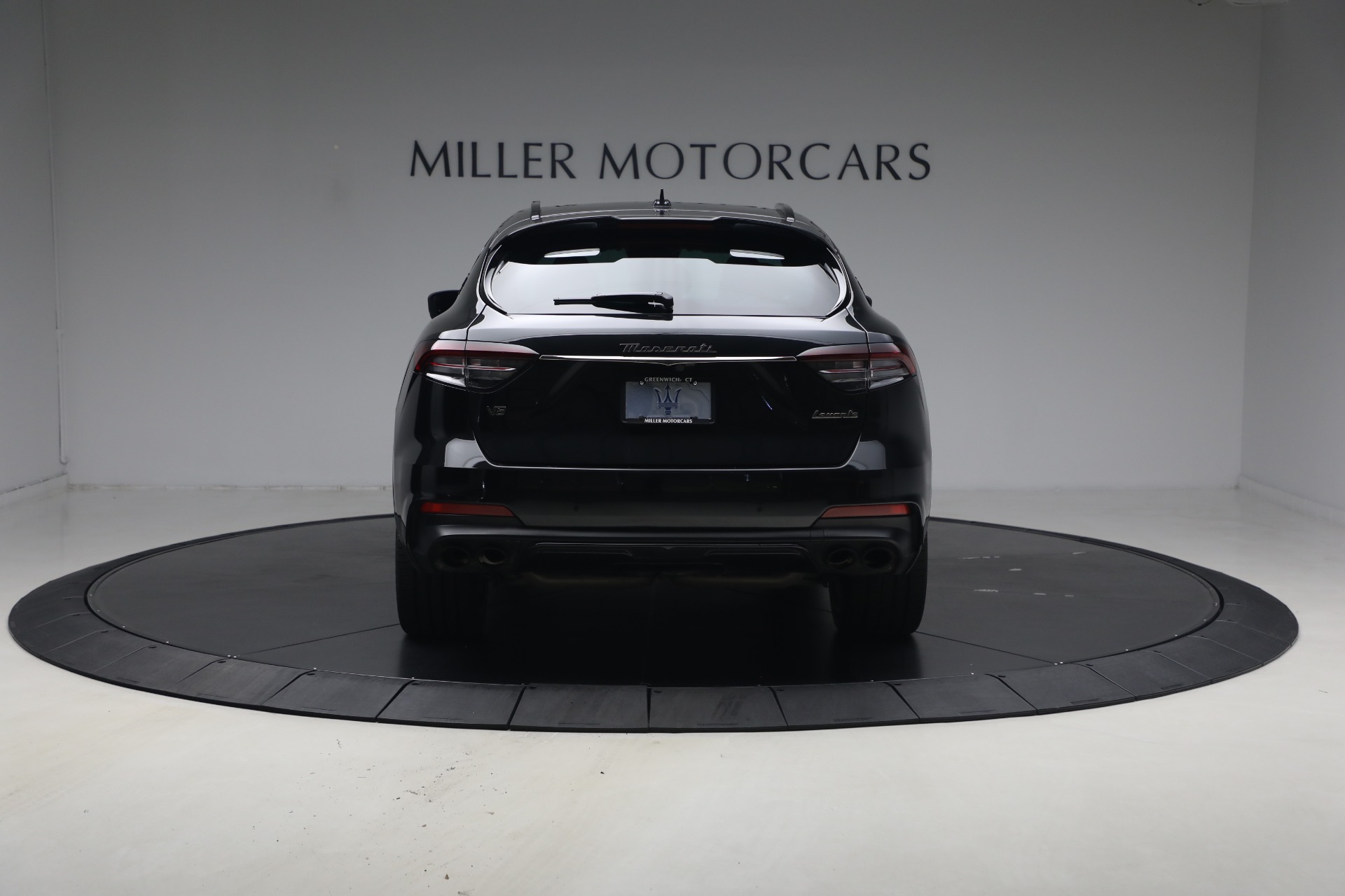 Used-2023-Maserati-Levante-Modena-S