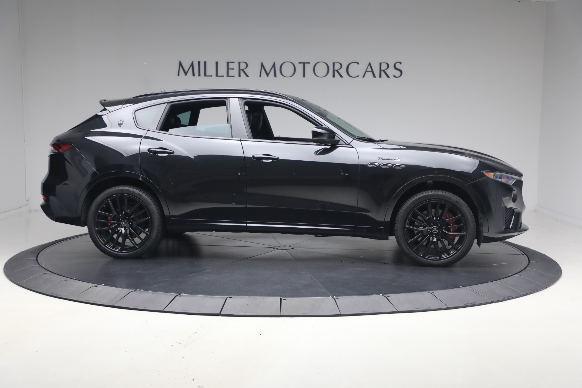 Used-2023-Maserati-Levante-Modena-S