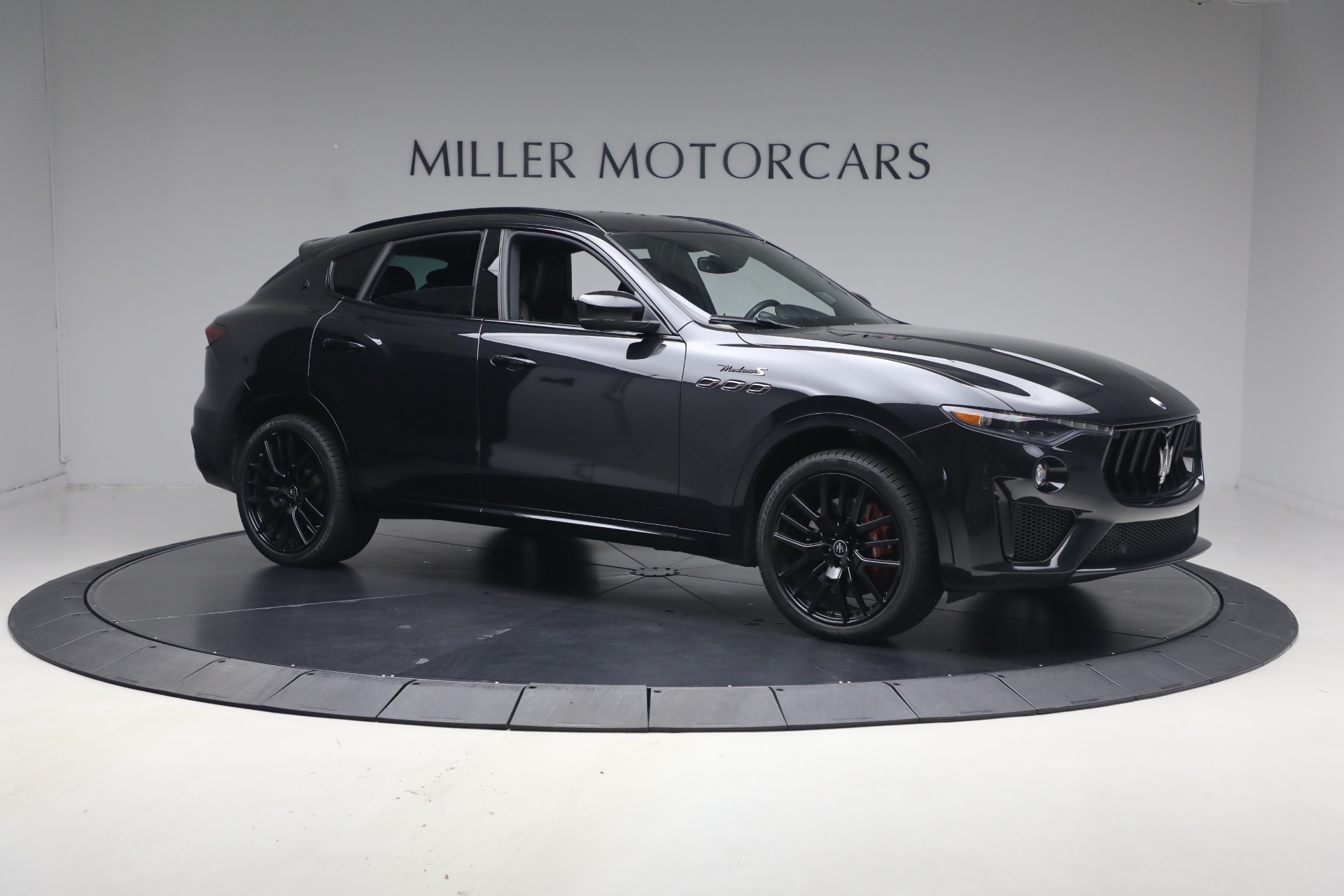 Used-2023-Maserati-Levante-Modena-S