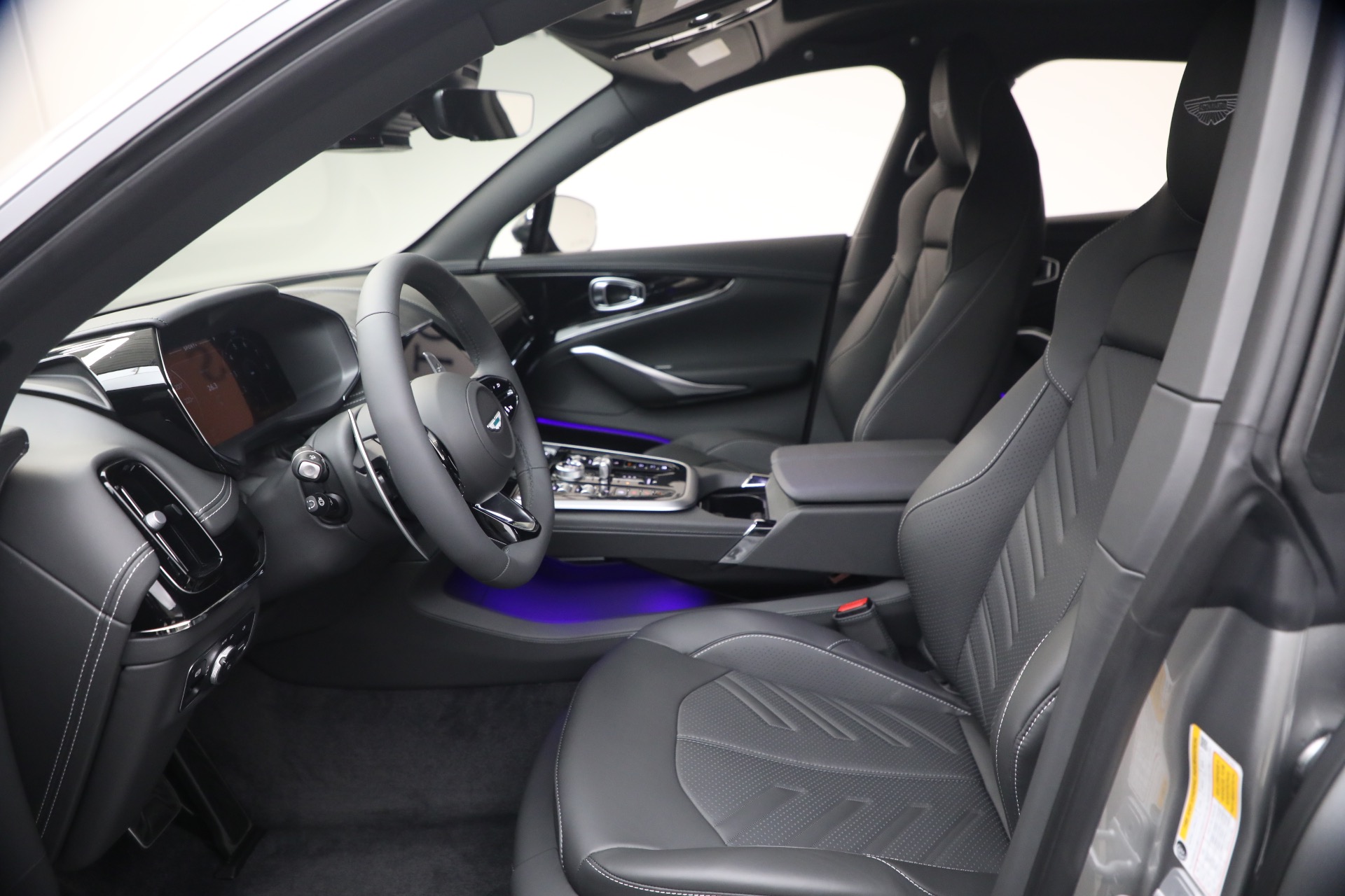 New-2026-Aston-Martin-DBX-S