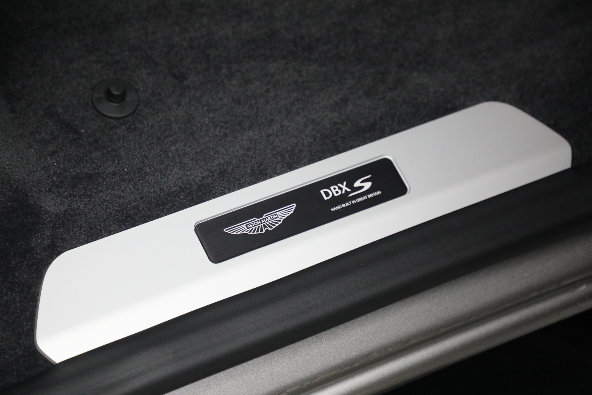 New-2026-Aston-Martin-DBX-S