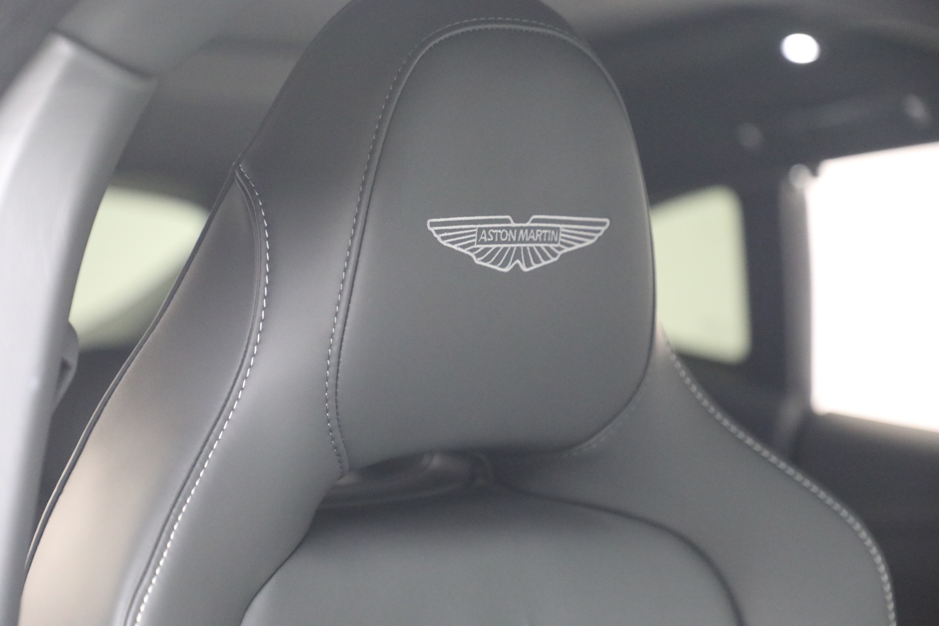 New-2026-Aston-Martin-DBX-S