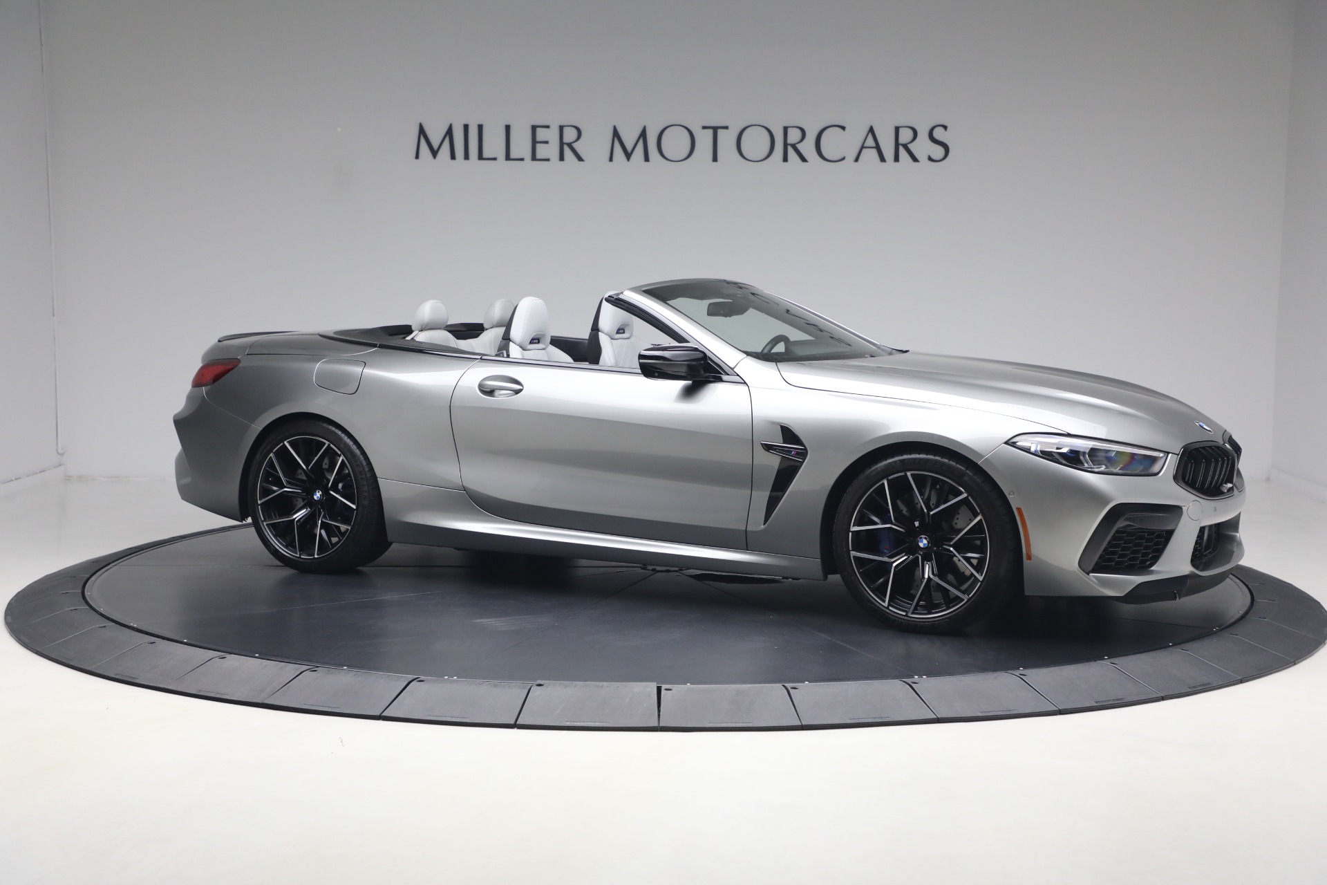 Used-2022-BMW-M8-Competition