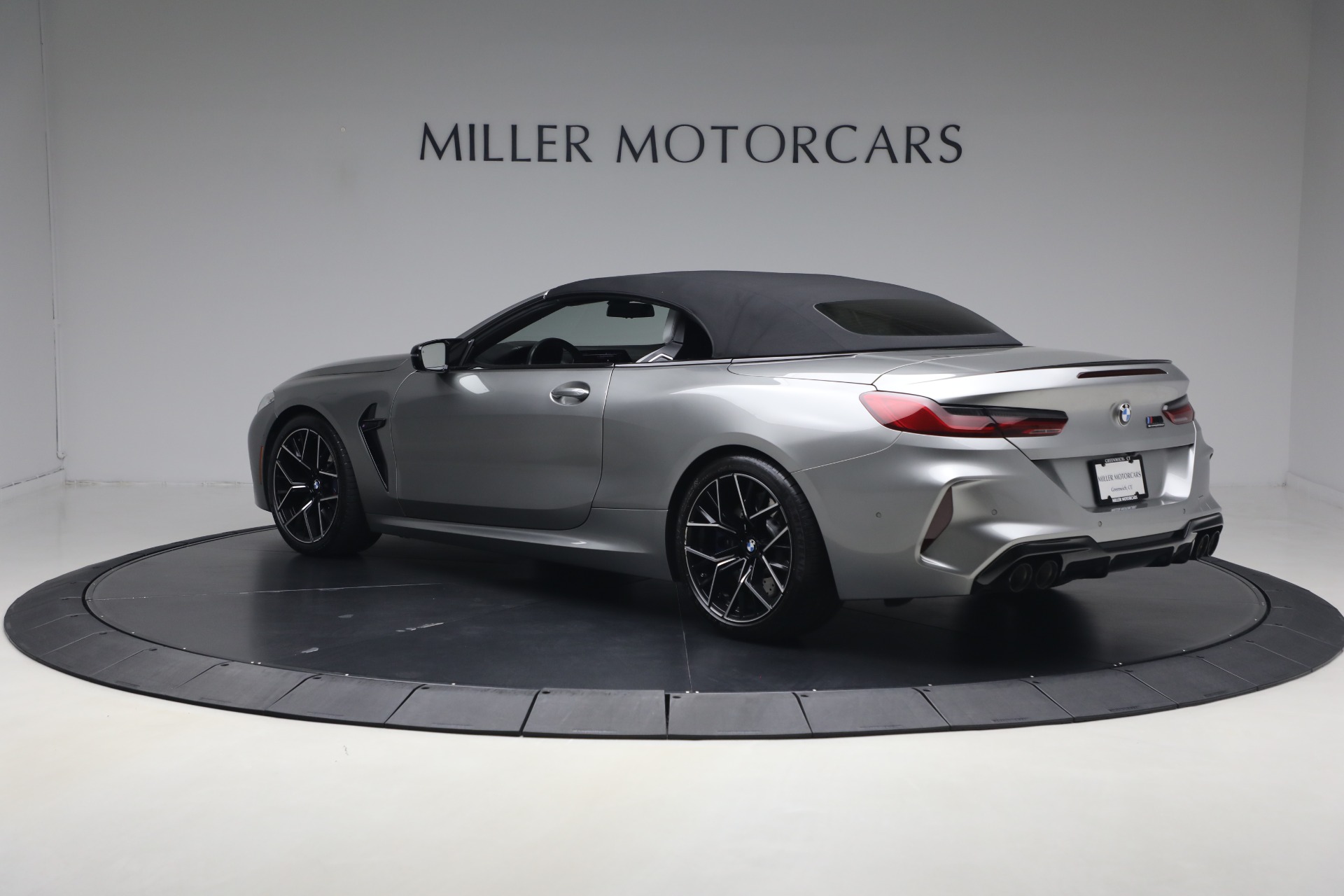 Used-2022-BMW-M8-Competition