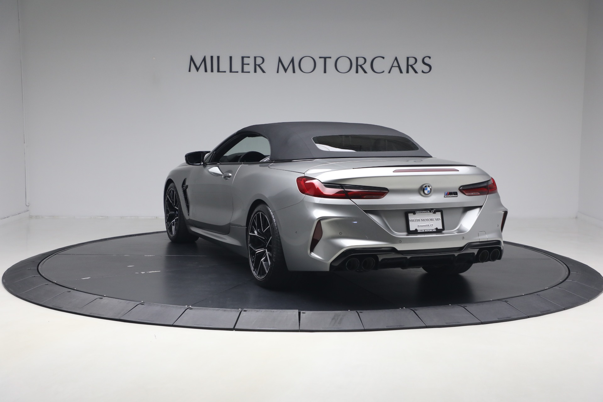 Used-2022-BMW-M8-Competition