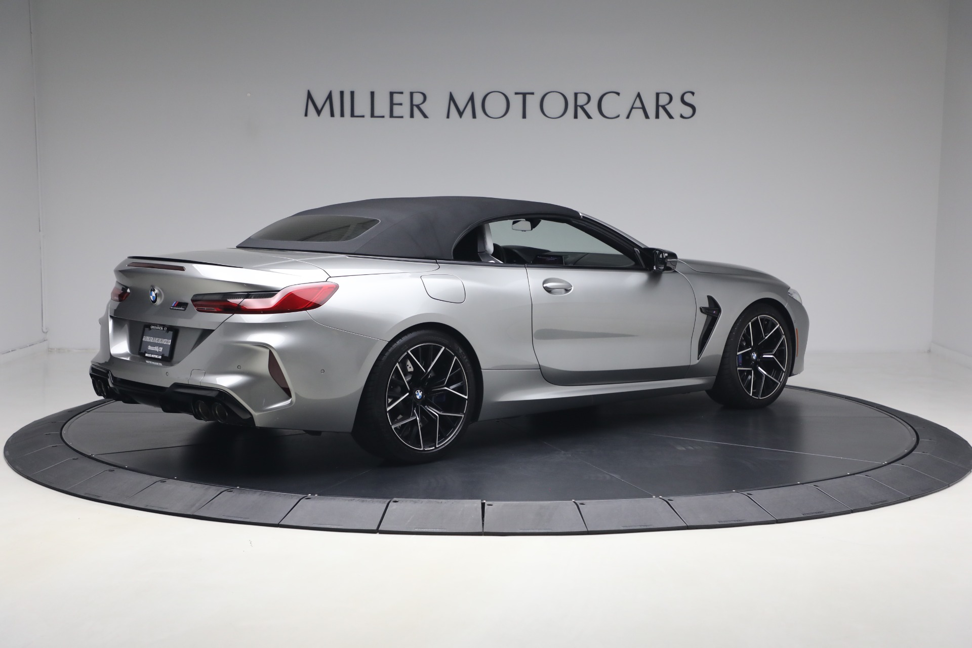 Used-2022-BMW-M8-Competition