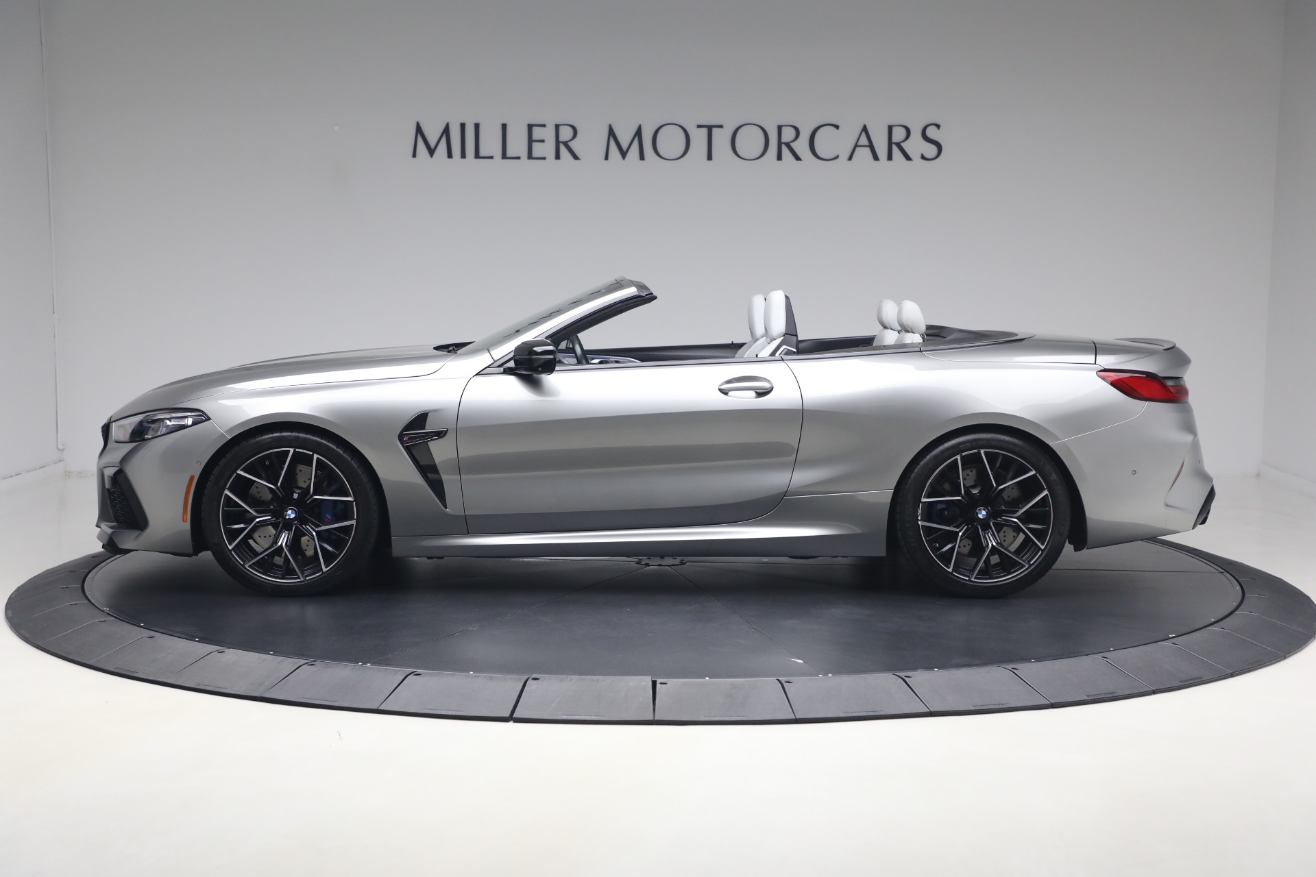 Used-2022-BMW-M8-Competition