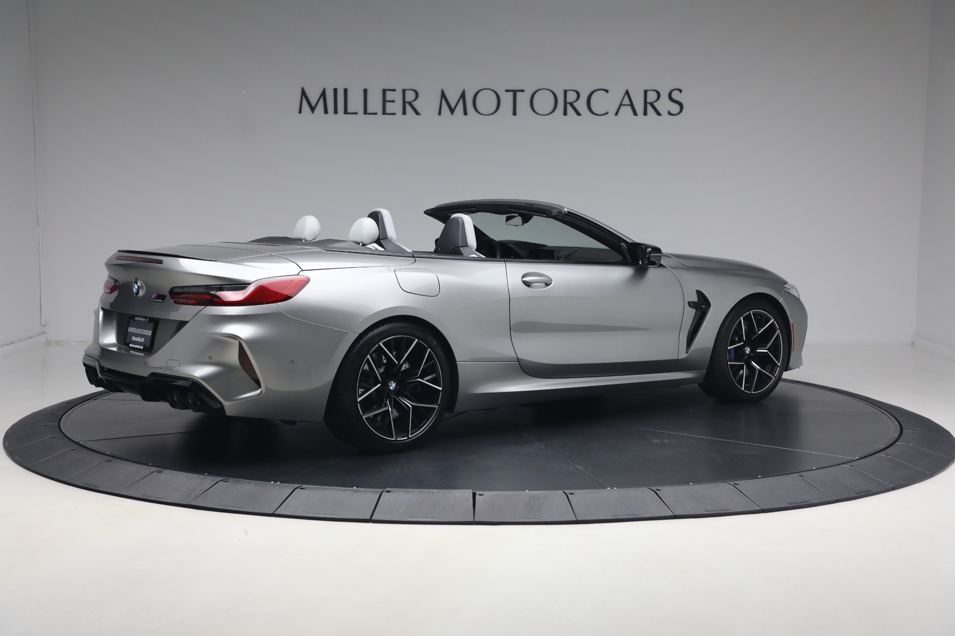 Used-2022-BMW-M8-Competition