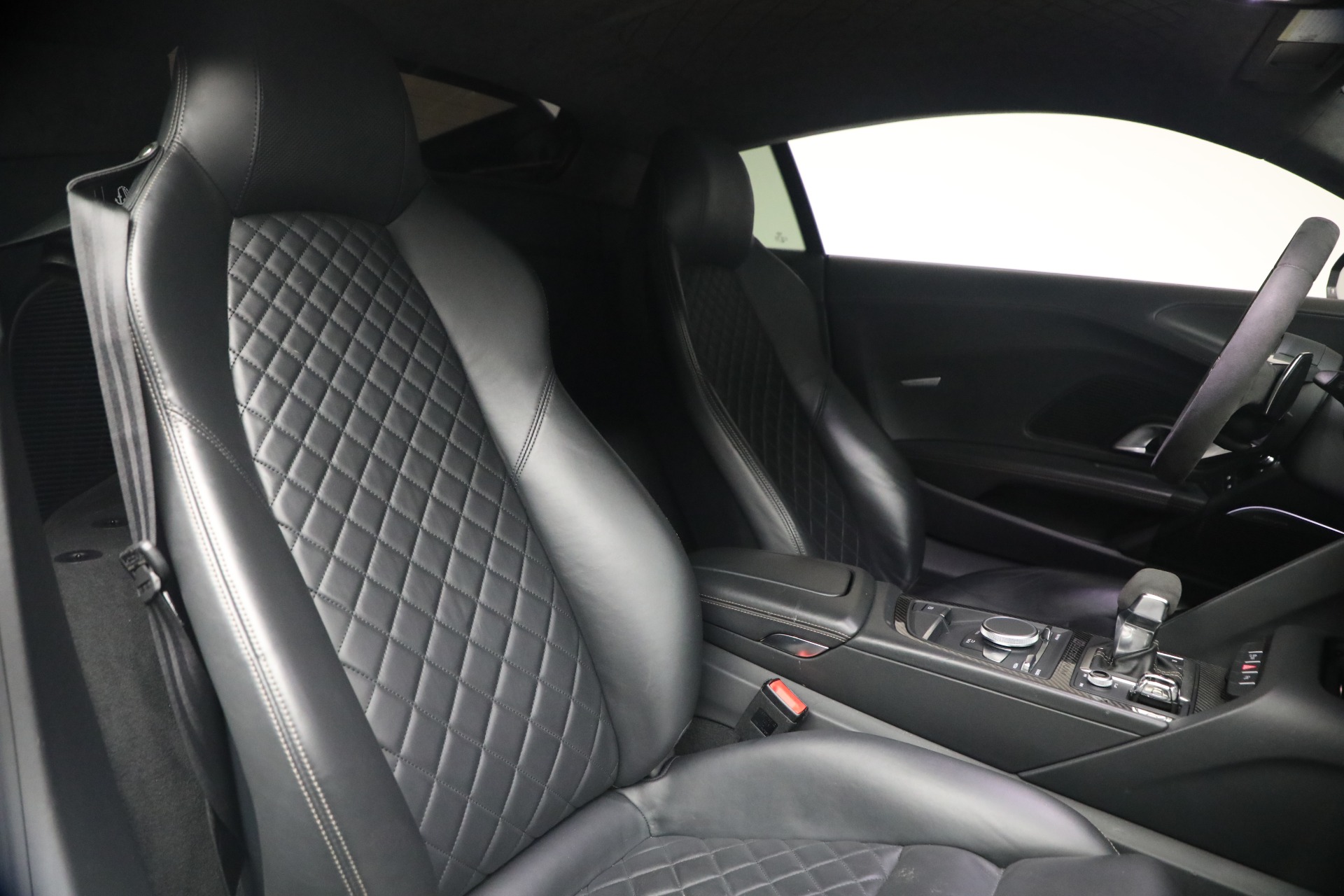 Used-2020-Audi-R8-52-quattro-V10-performance