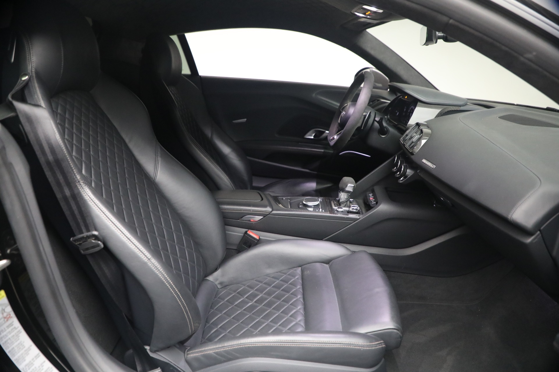 Used-2020-Audi-R8-52-quattro-V10-performance