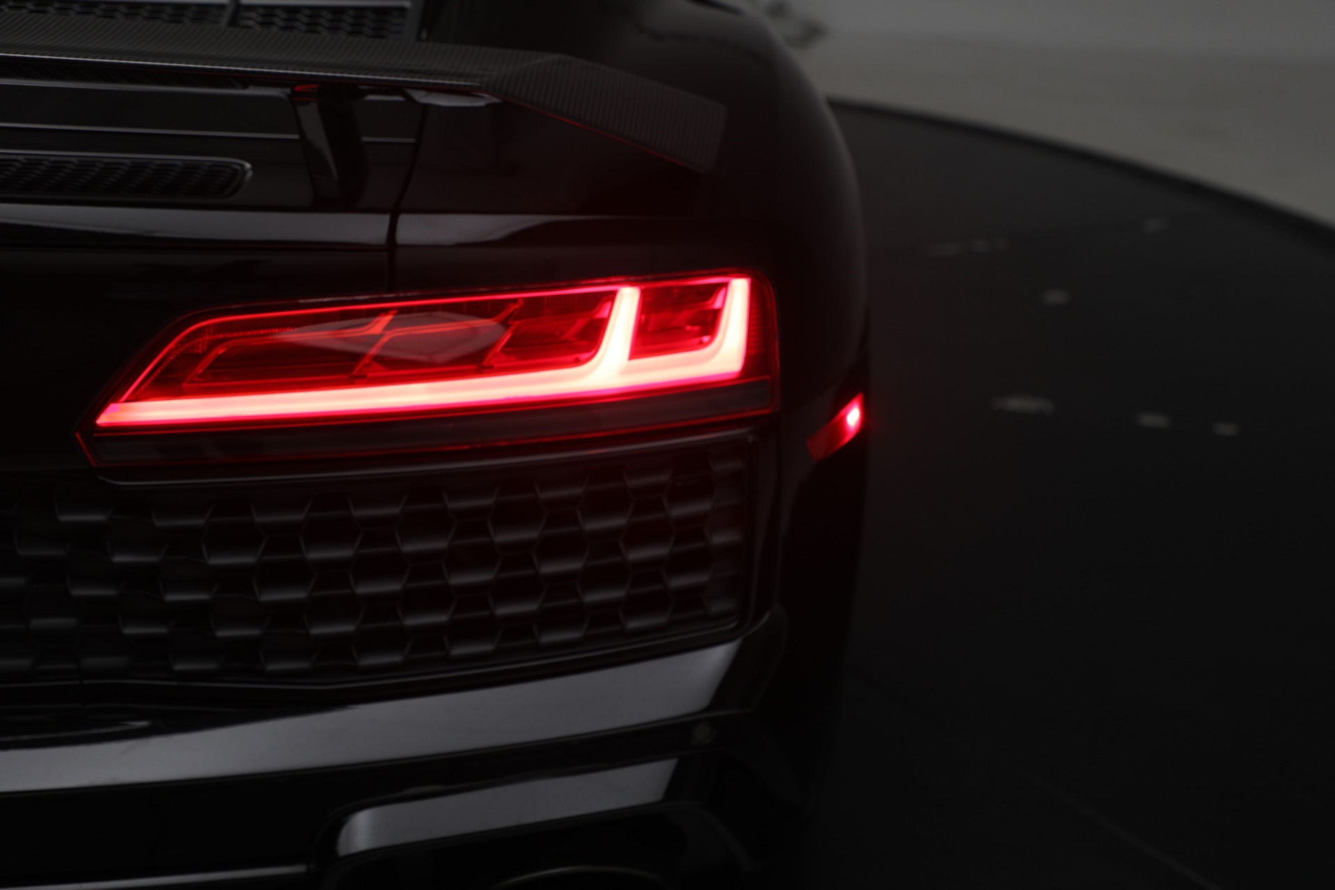 Used-2020-Audi-R8-52-quattro-V10-performance