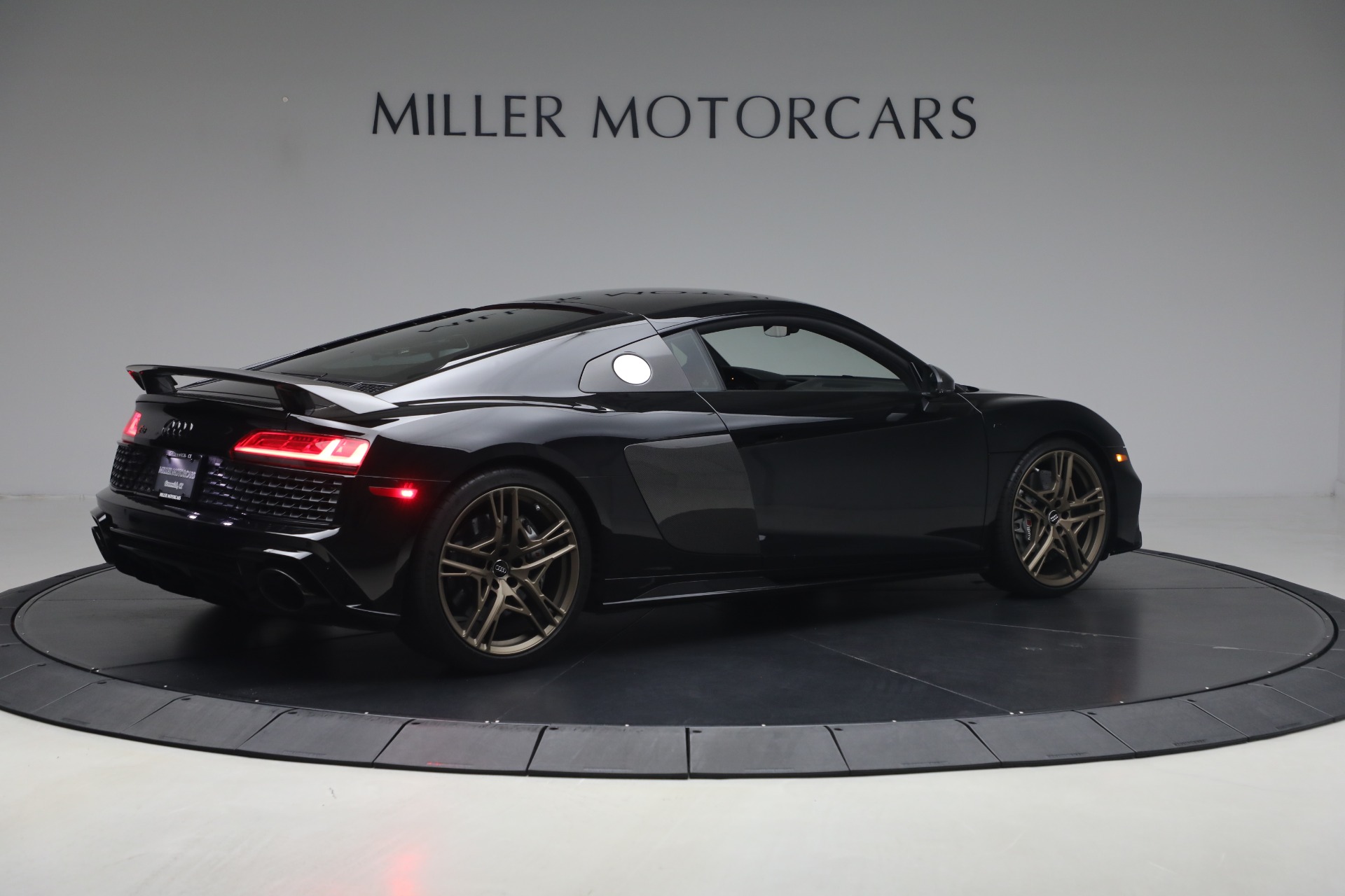 Used-2020-Audi-R8-52-quattro-V10-performance