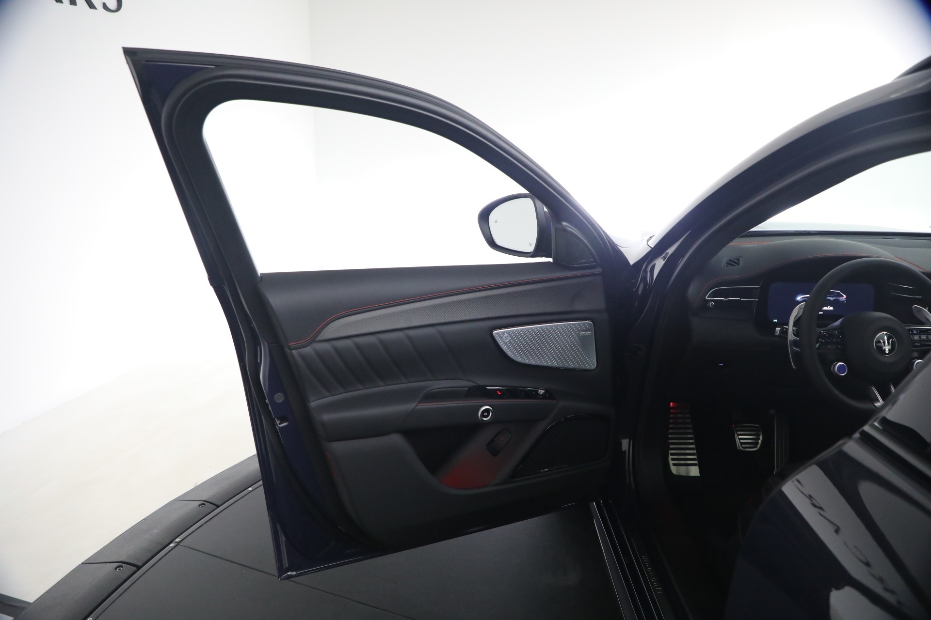 New-2026-Maserati-Grecale-Modena-V6