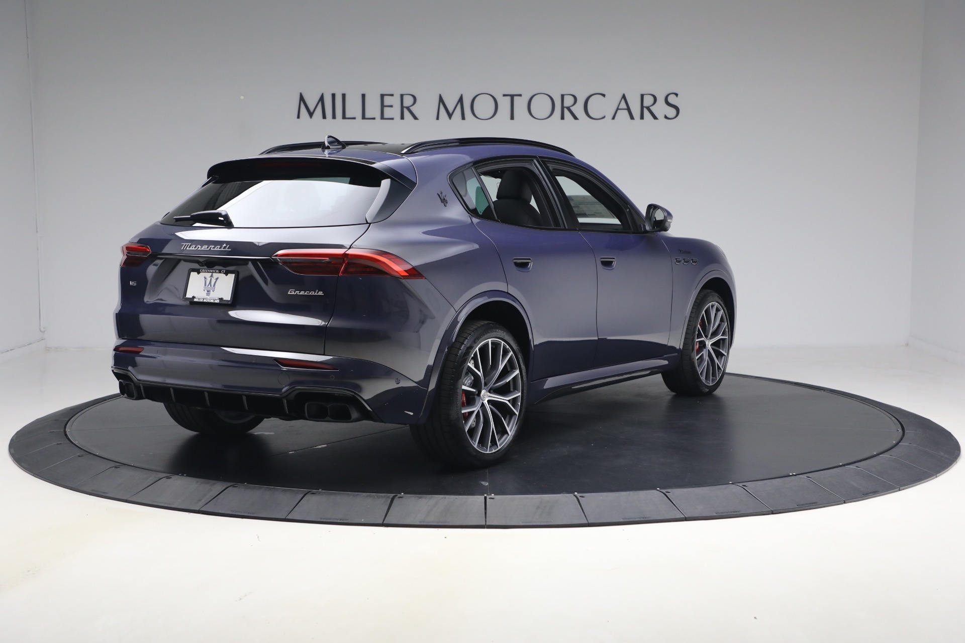 New-2026-Maserati-Grecale-Modena-V6