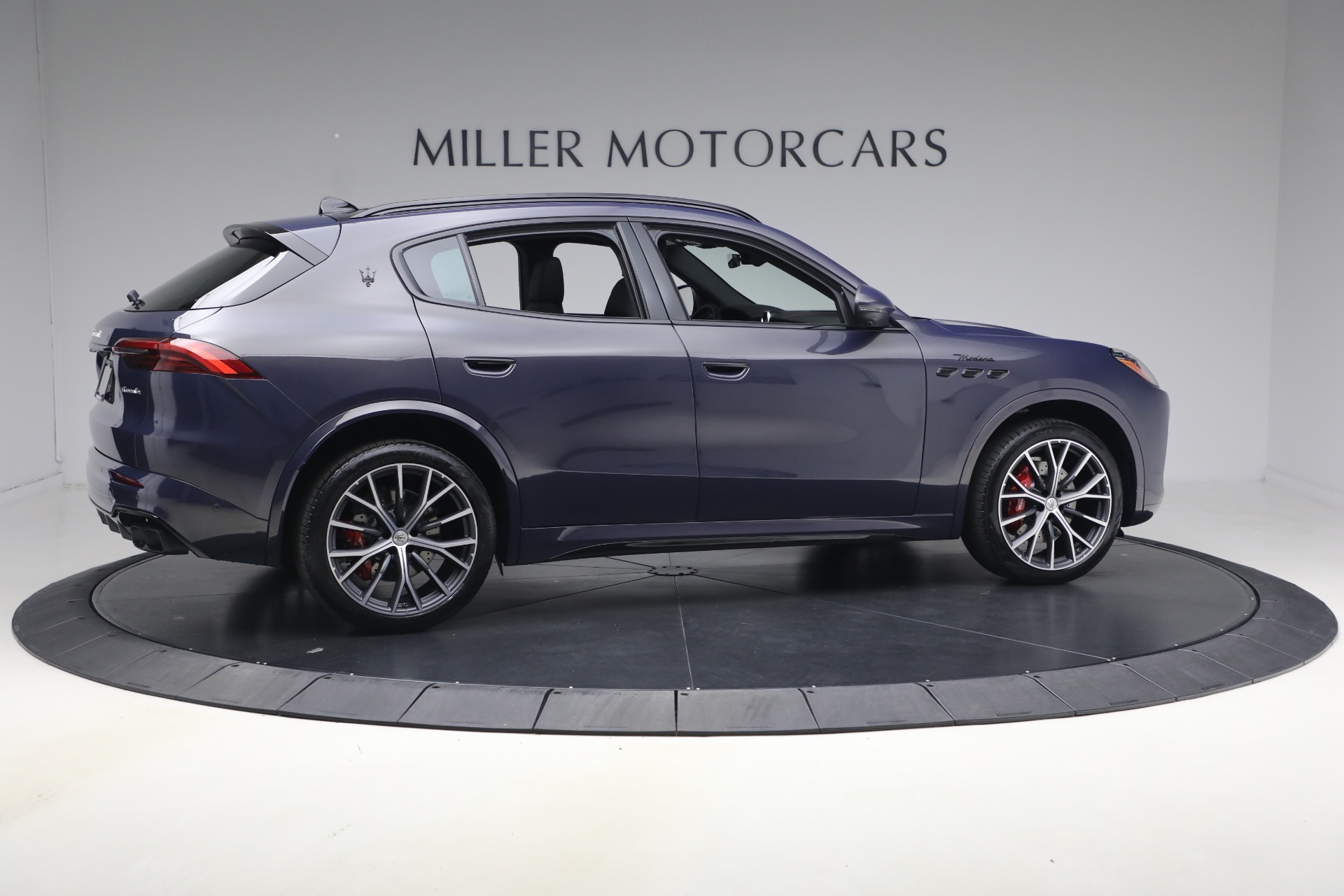 New-2026-Maserati-Grecale-Modena-V6