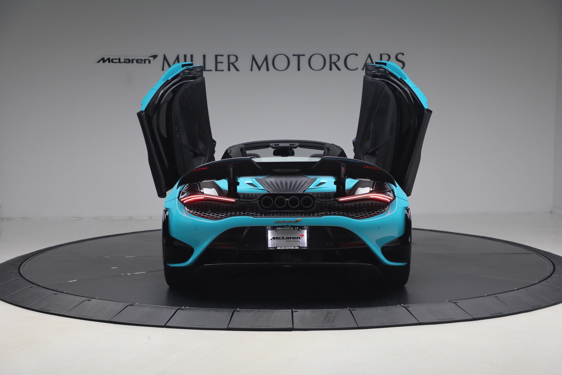 Used-2022-McLaren-765LT-Spider