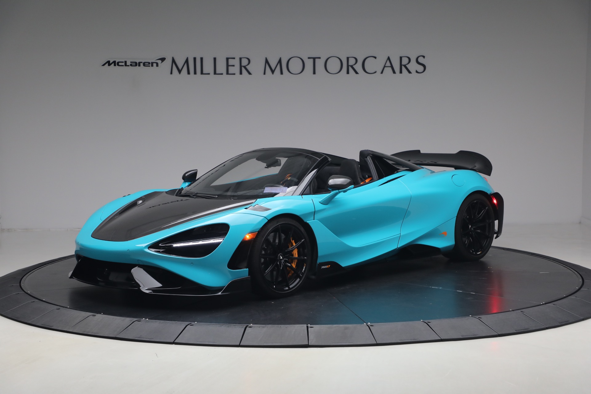Used-2022-McLaren-765LT-Spider