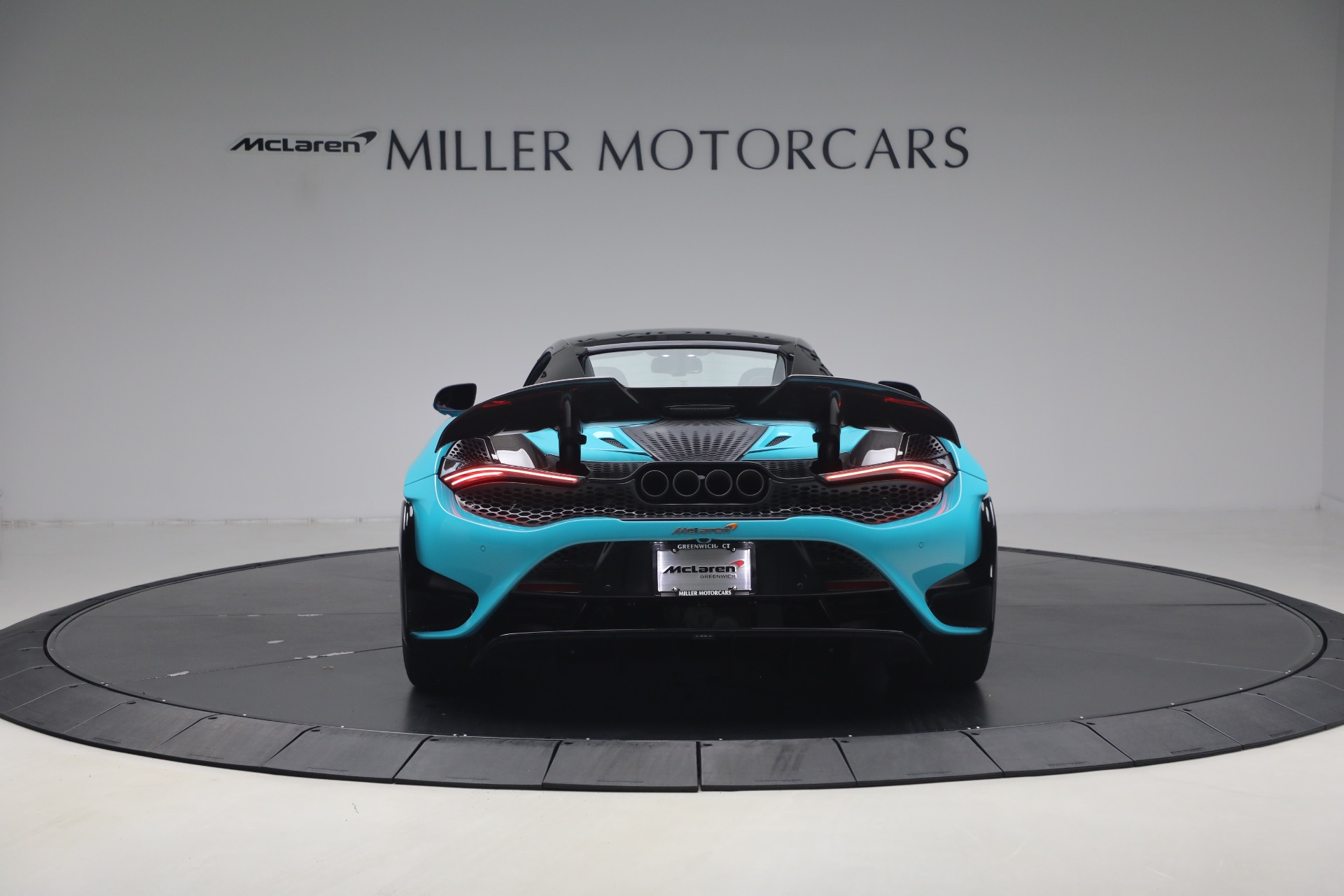 Used-2022-McLaren-765LT-Spider