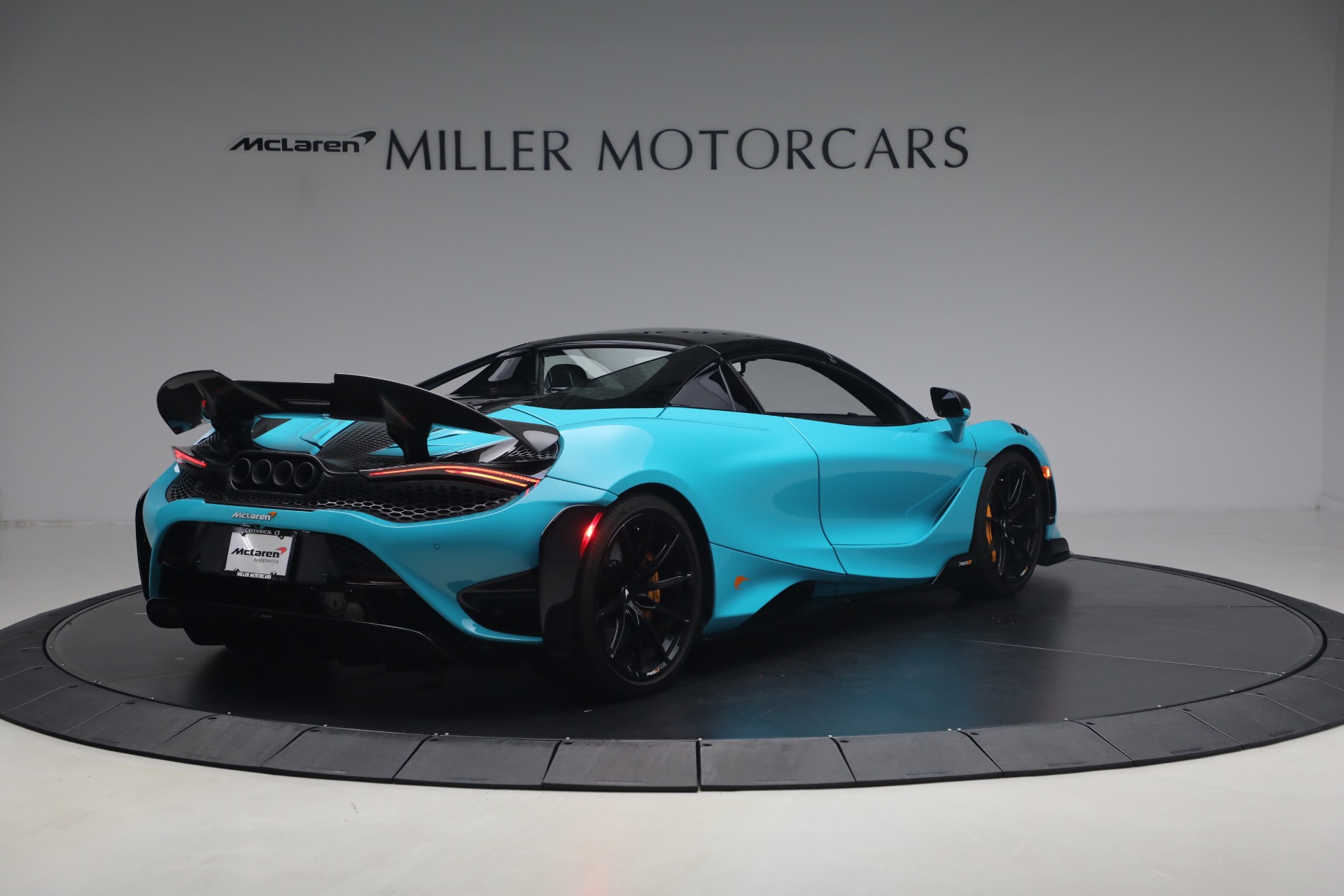 Used-2022-McLaren-765LT-Spider