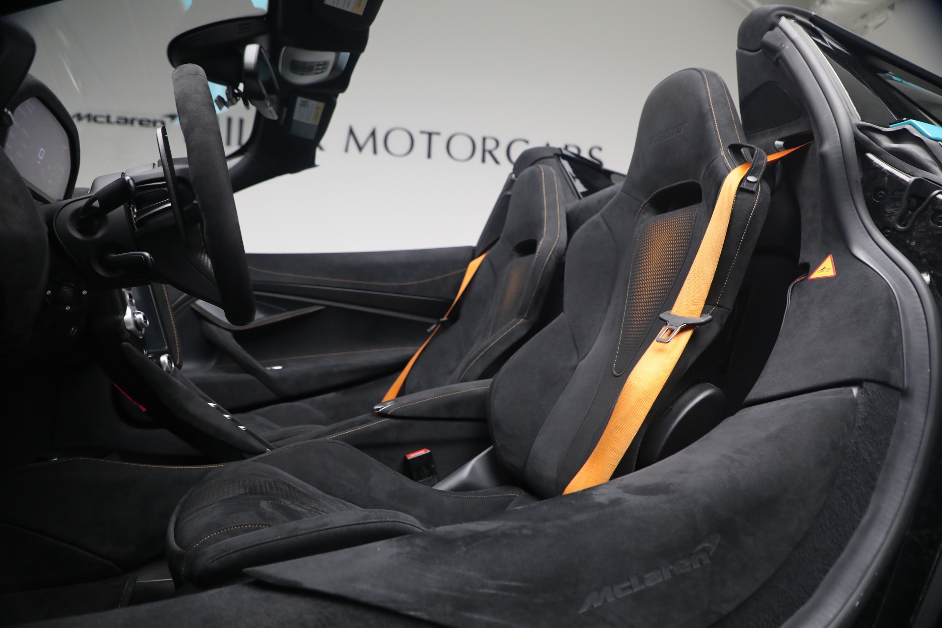 Used-2022-McLaren-765LT-Spider