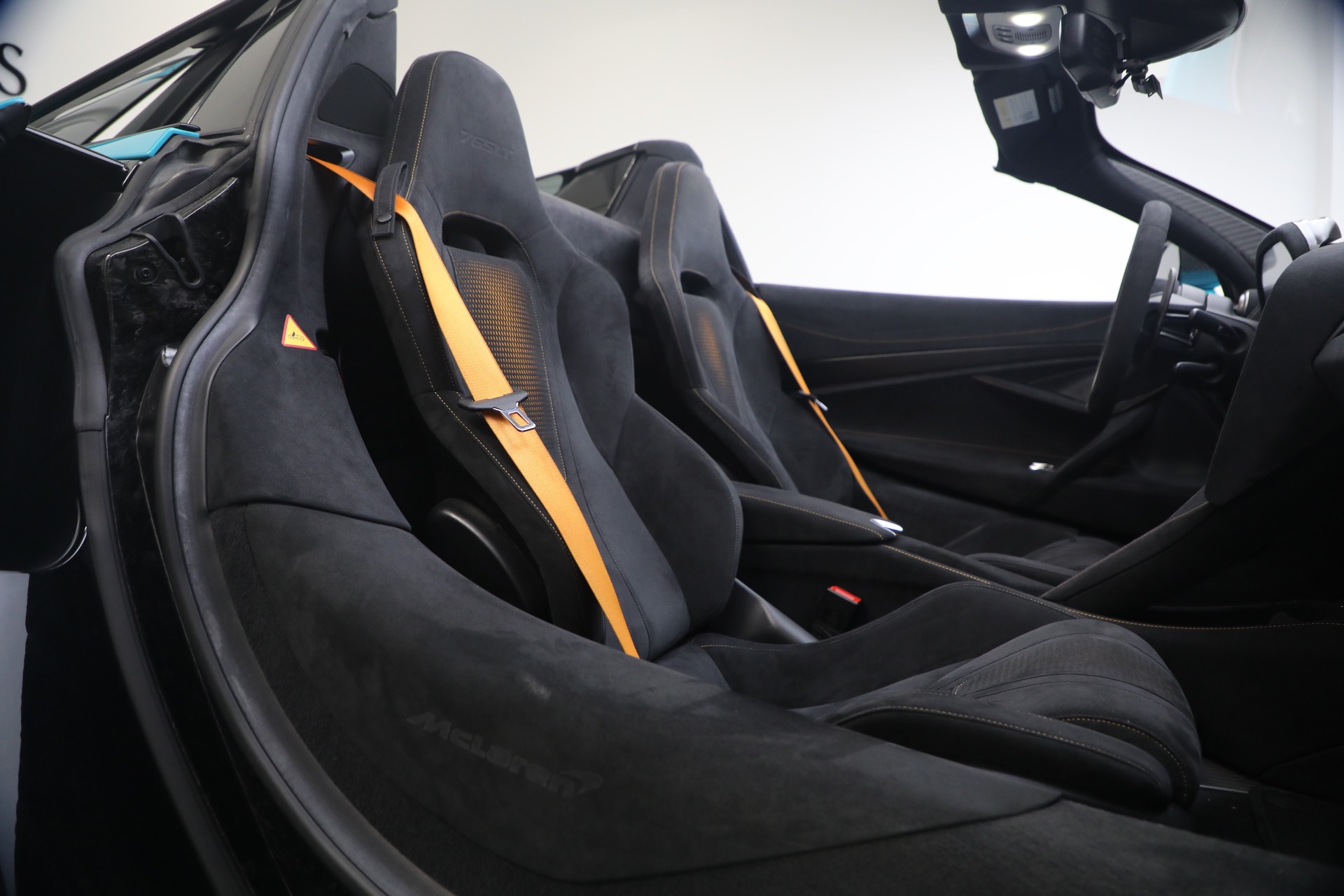 Used-2022-McLaren-765LT-Spider
