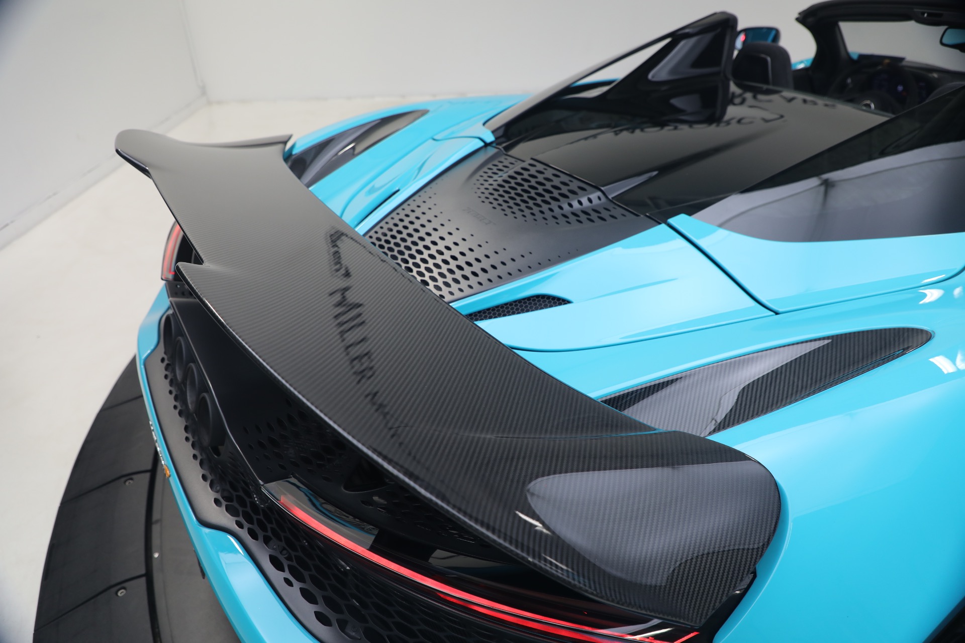 Used-2022-McLaren-765LT-Spider