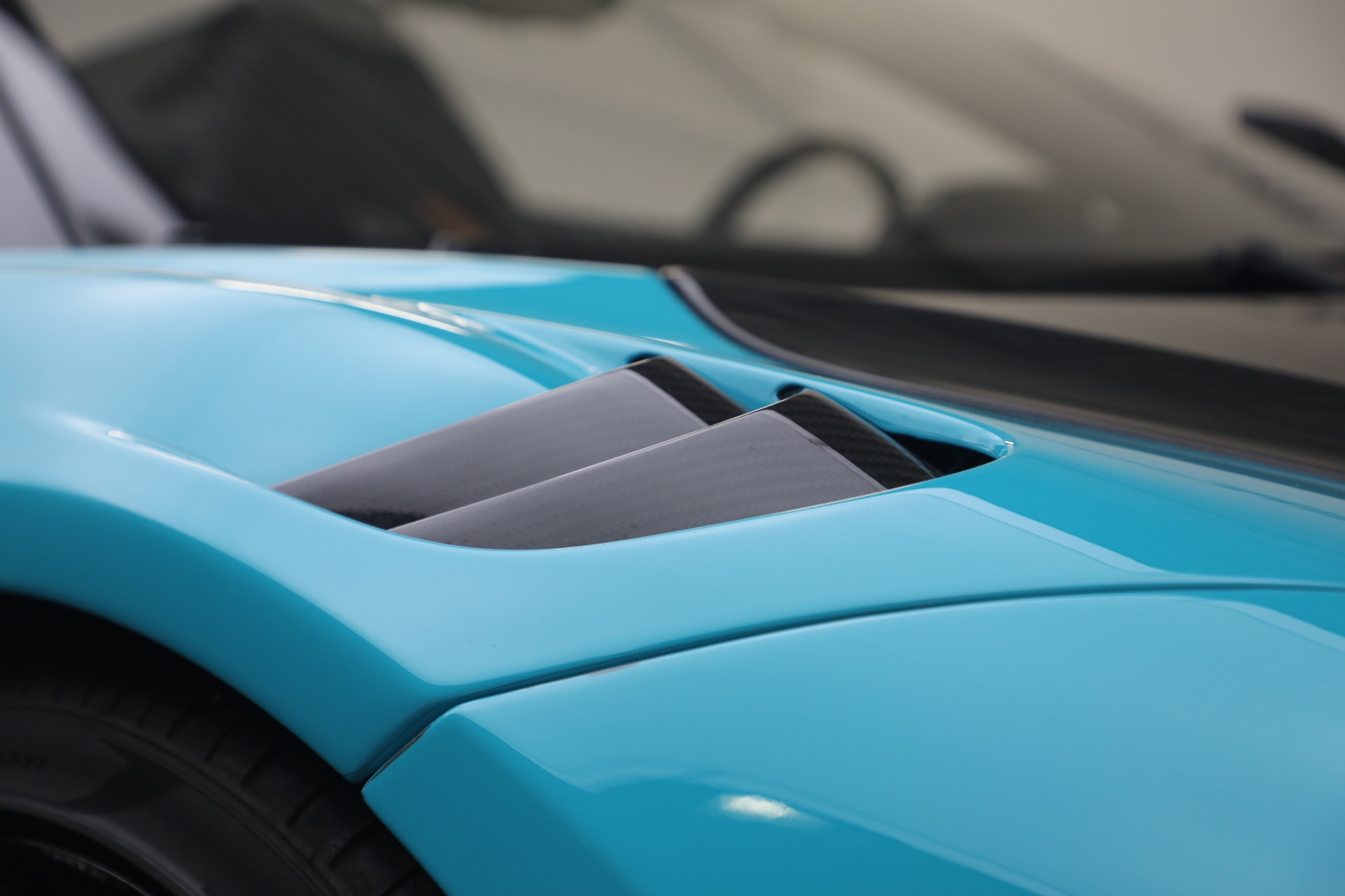 Used-2022-McLaren-765LT-Spider