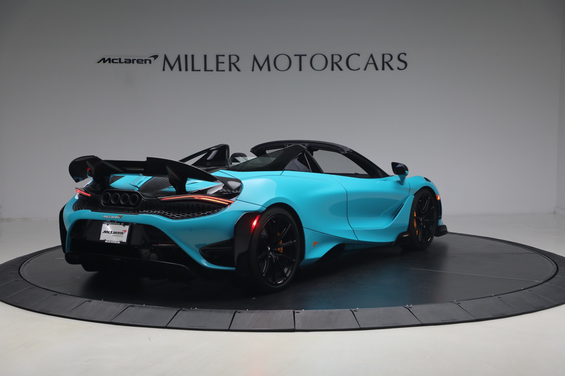Used-2022-McLaren-765LT-Spider