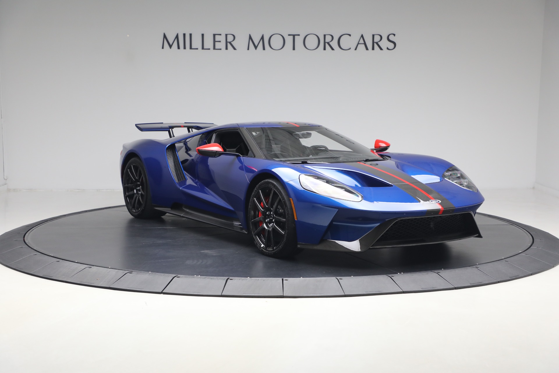 Used-2021-Ford-GT