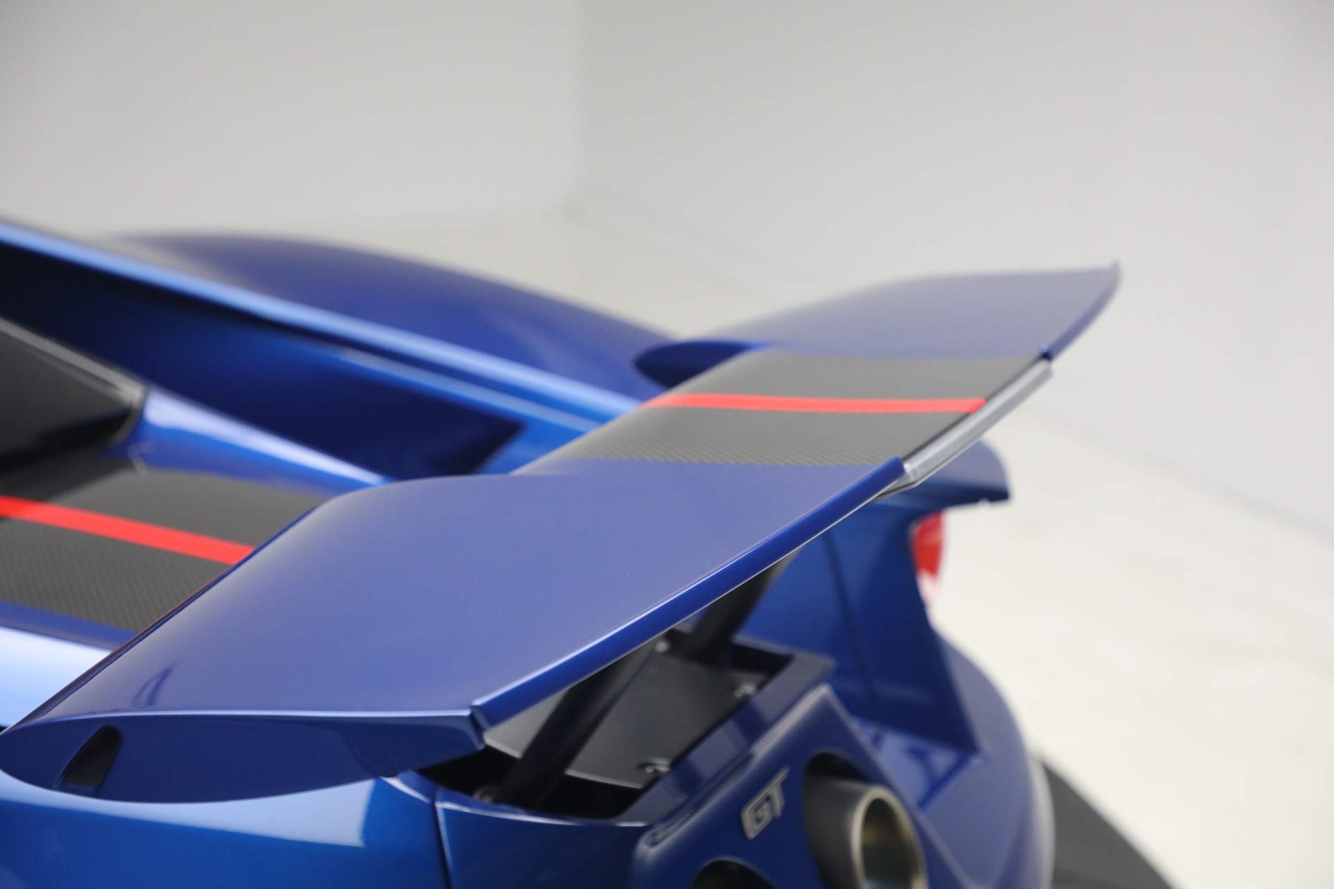 Used-2021-Ford-GT