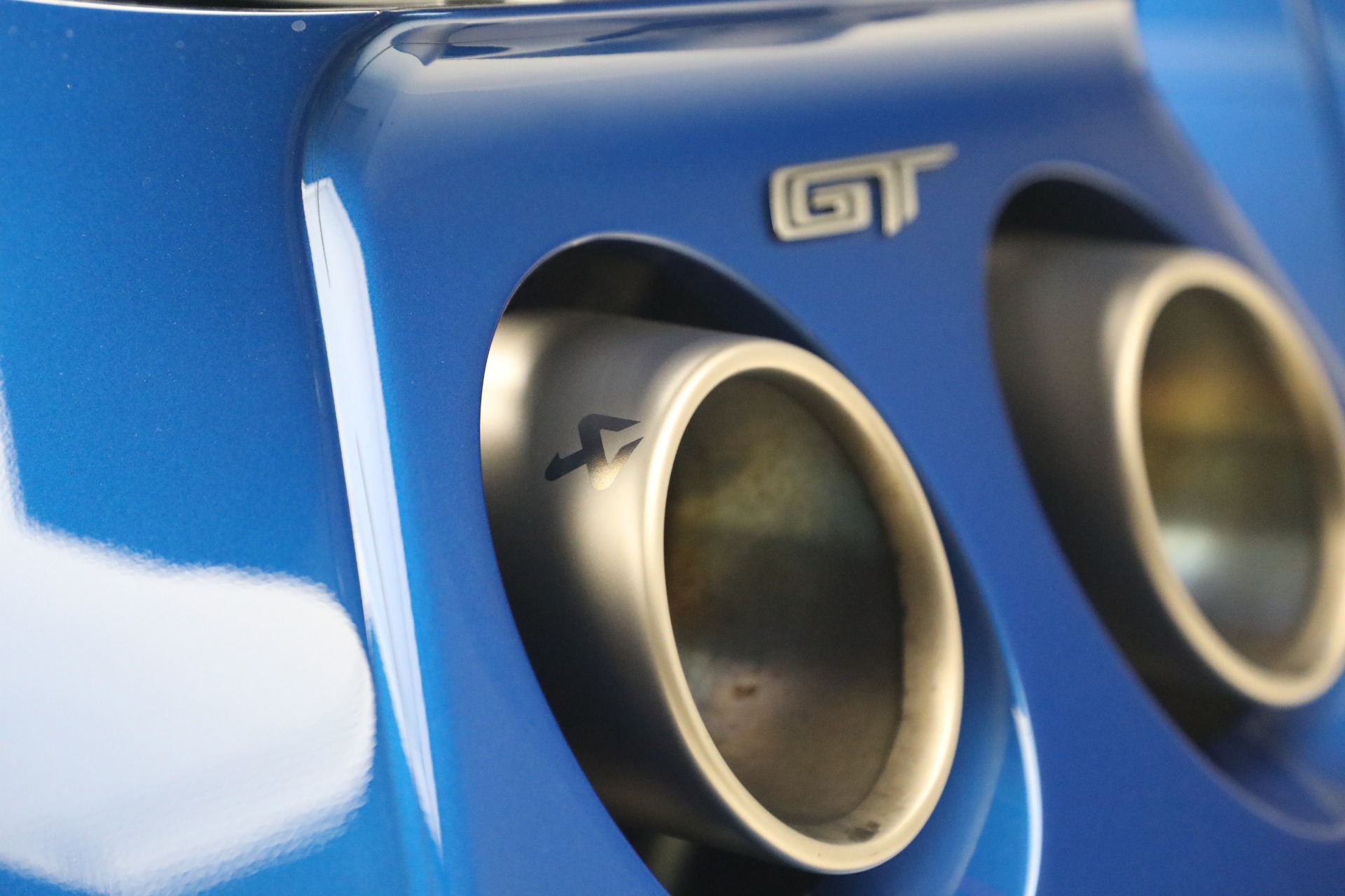 Used-2021-Ford-GT