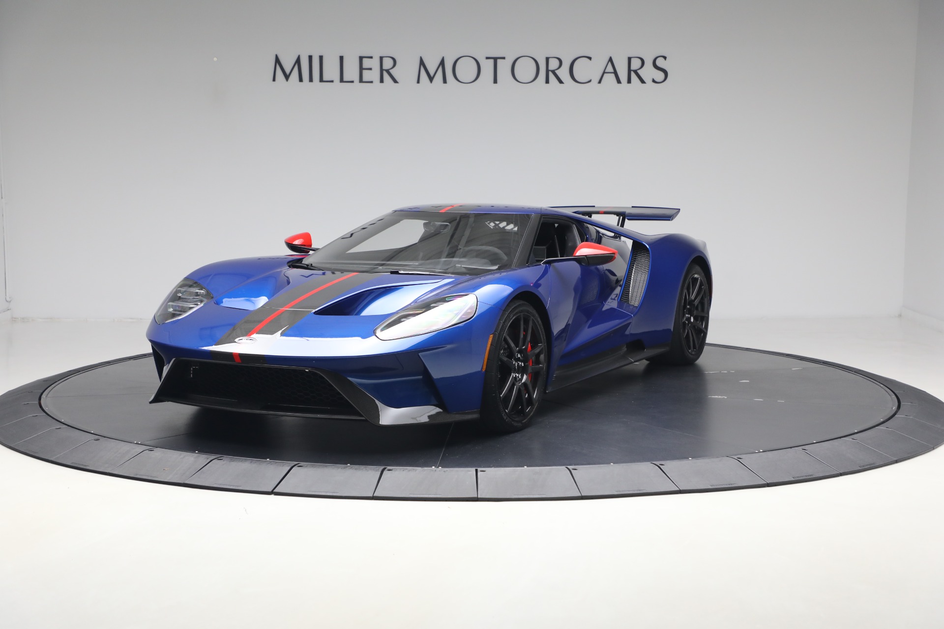 Used-2021-Ford-GT